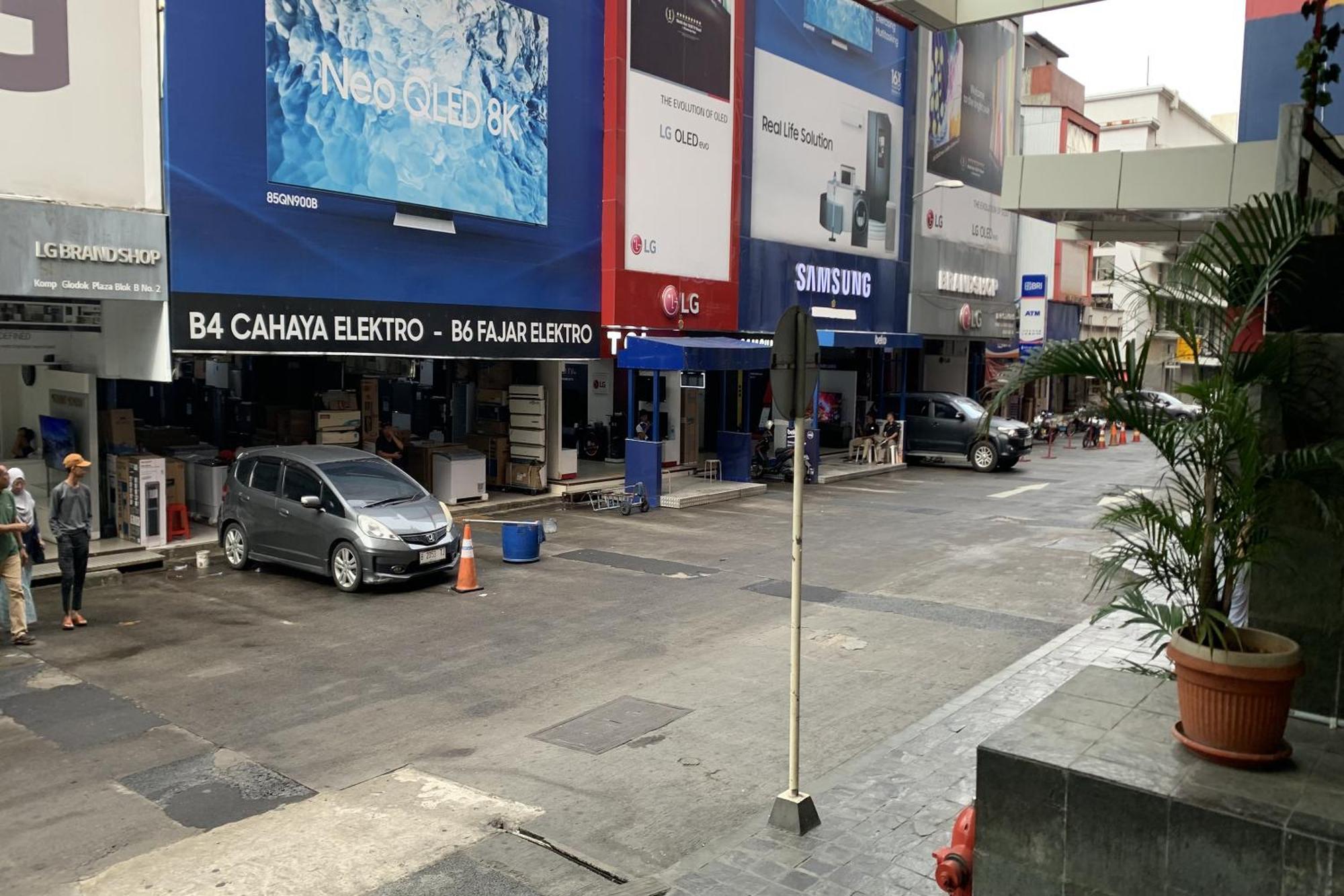 Hotel Glodok Plaza 2*