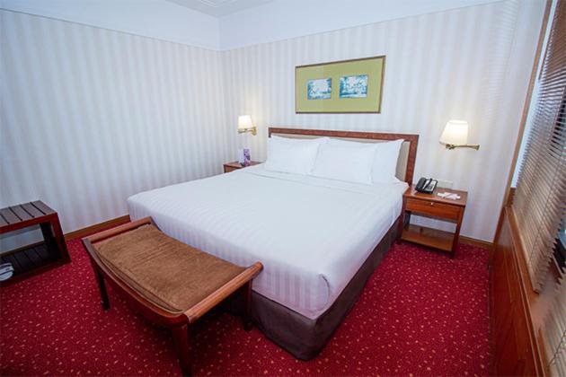 Hotel Redtop & Convention Center 4*