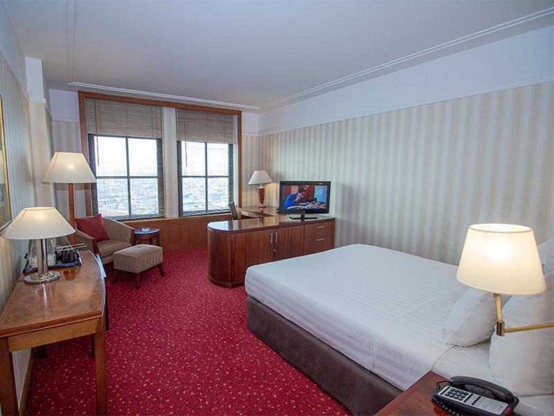 Redtop & Convention Center 4*