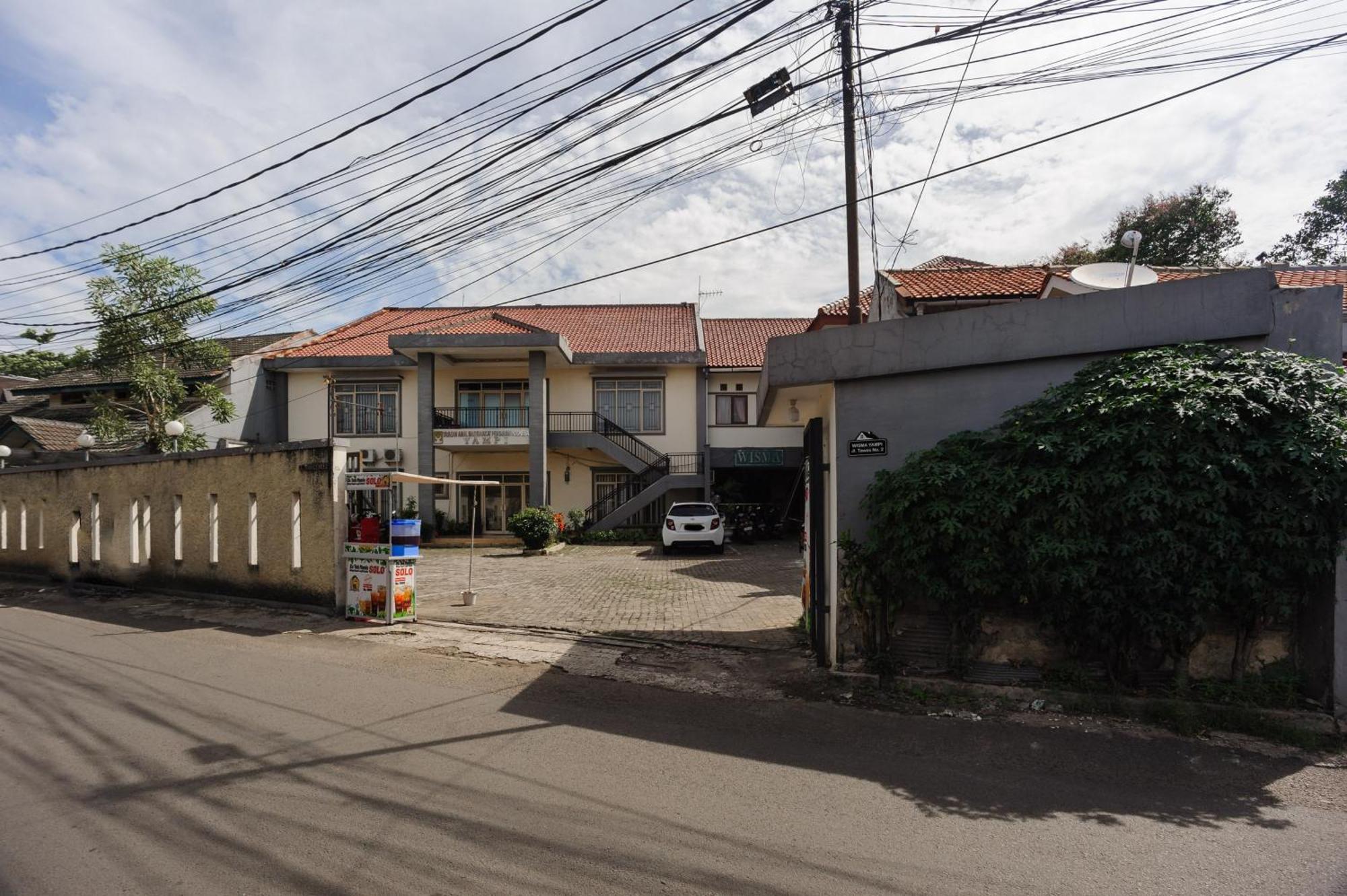 Reddoorz Syariah Near Aeon Mall Tanjung Barat