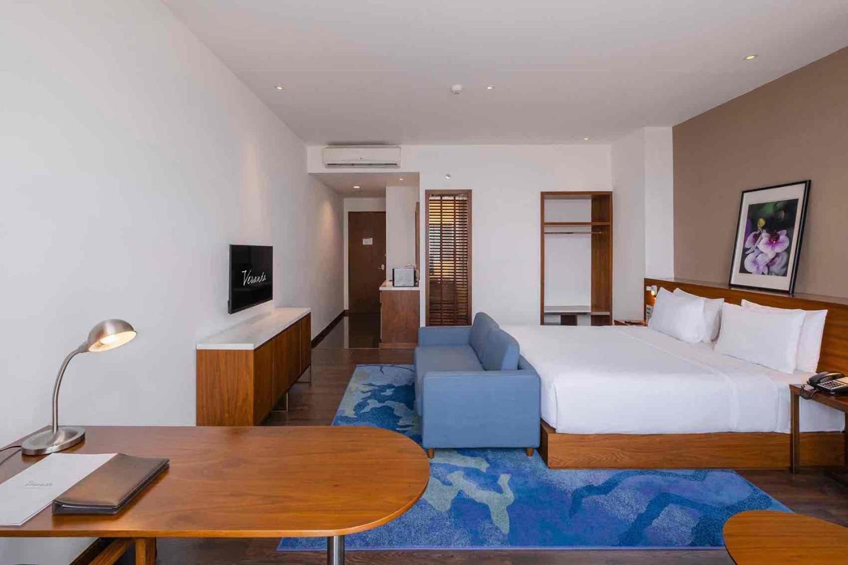 Hotel Veranda Serviced Puri Jakarta