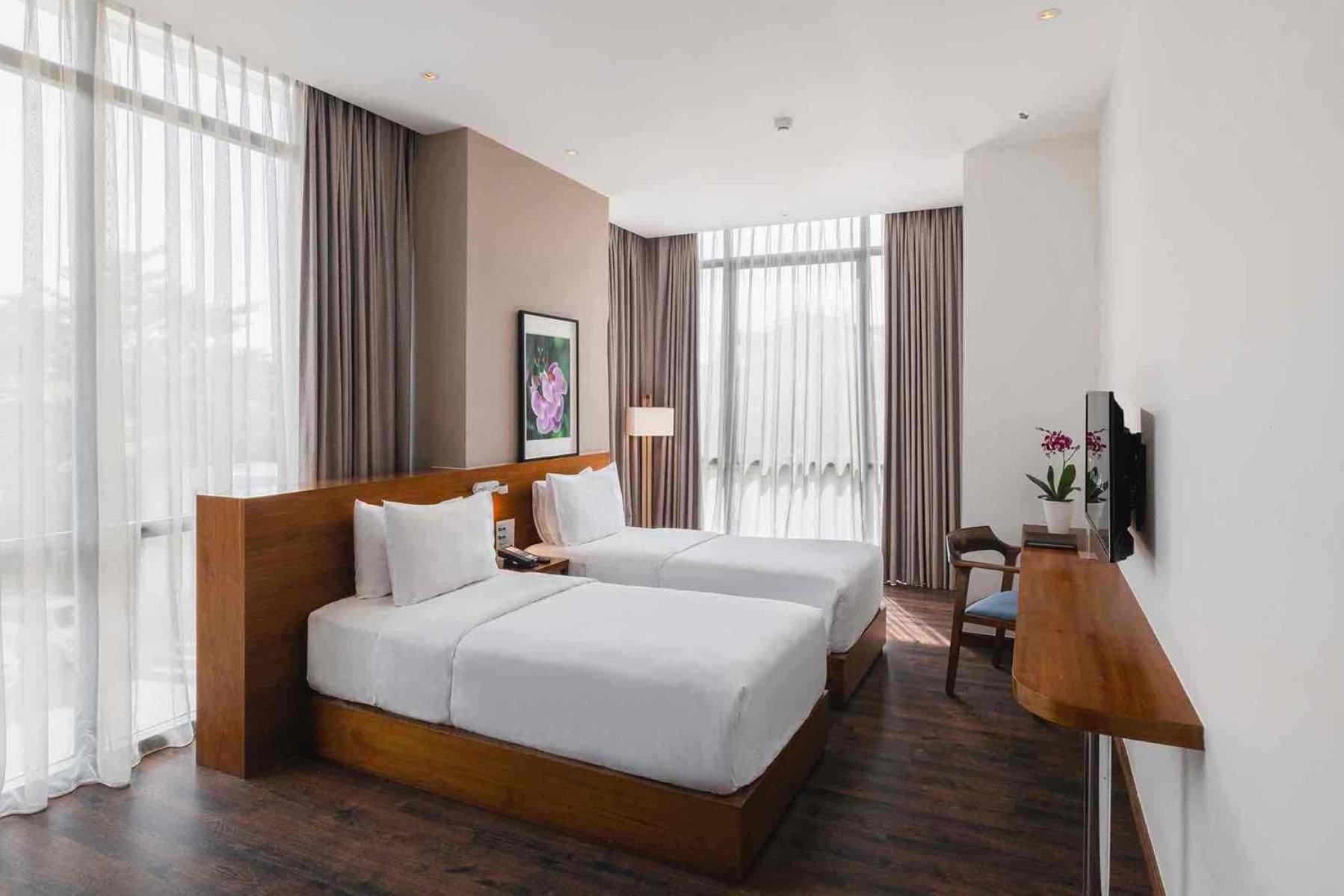 Hotel Veranda Serviced Puri 4*