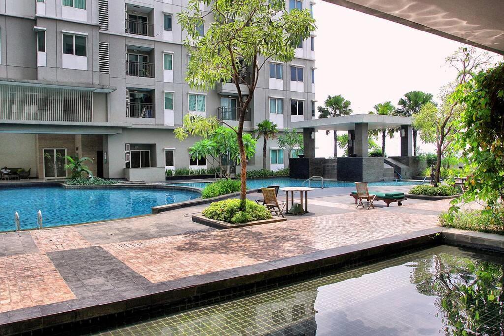 Apartment Scandi Style Flat In Jakarta, Gym & Pool