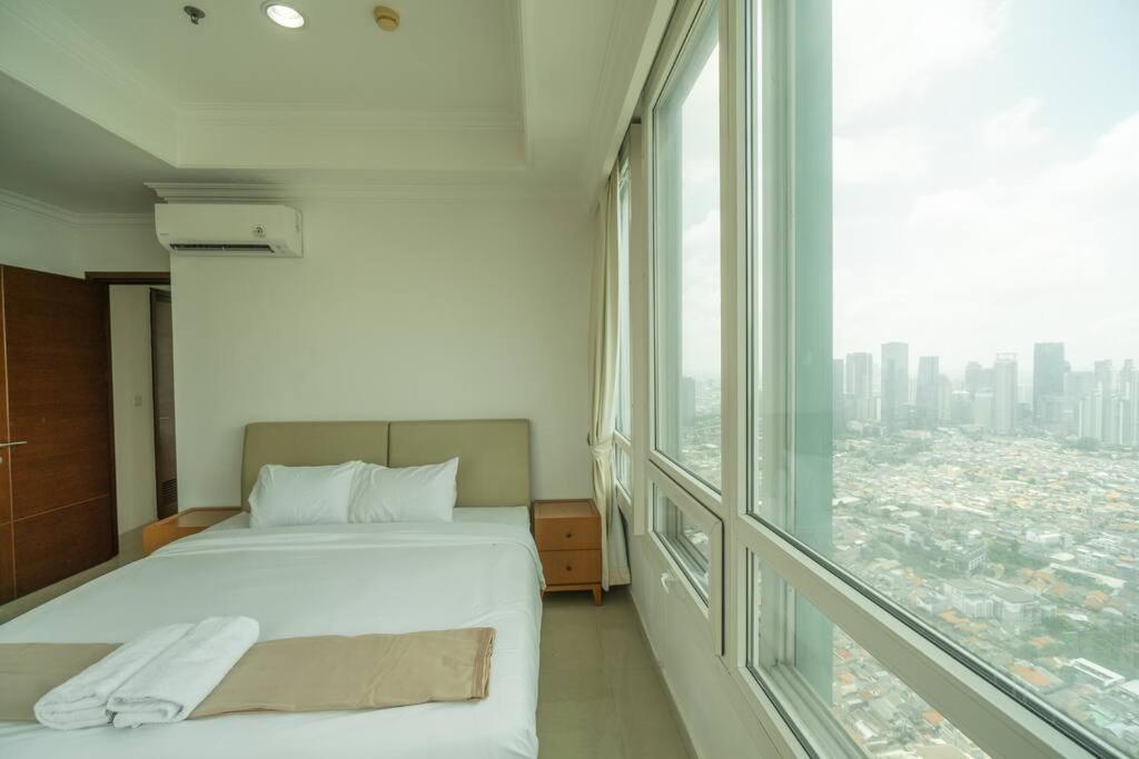Luxury 2br Of Mall Kuningan Jkt, Scbd *