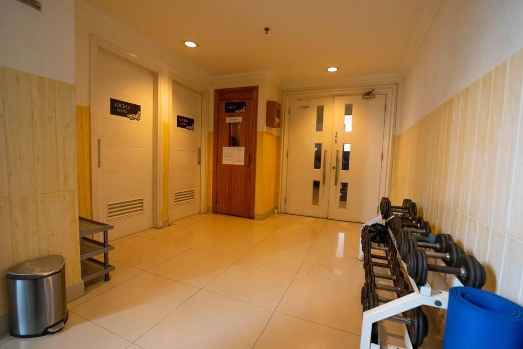 The Boulevard 1br Apartment *