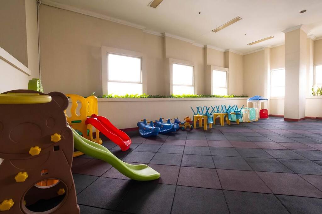 The Boulevard 1br * Jakarta