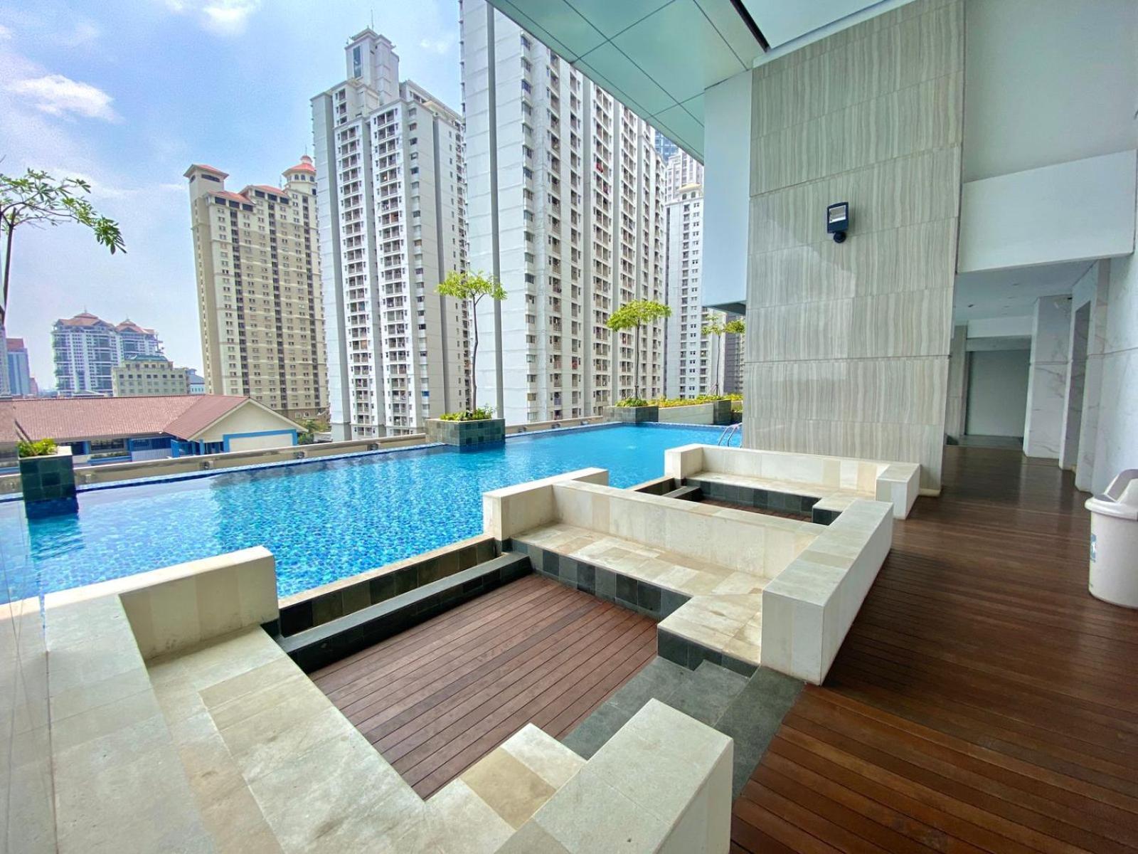 Apartment 2 Bedroom Grand Madison Near Park Jakarta