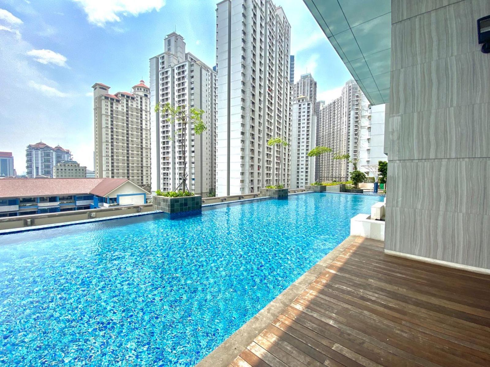 2 Bedroom Grand Madison Near Park * Jakarta