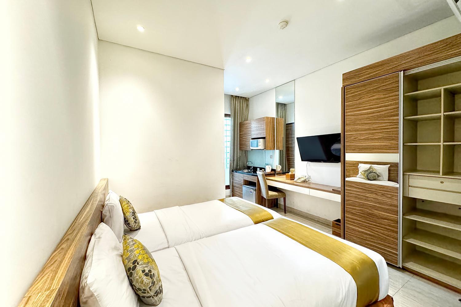 Hotel Rasuna Icon 3*