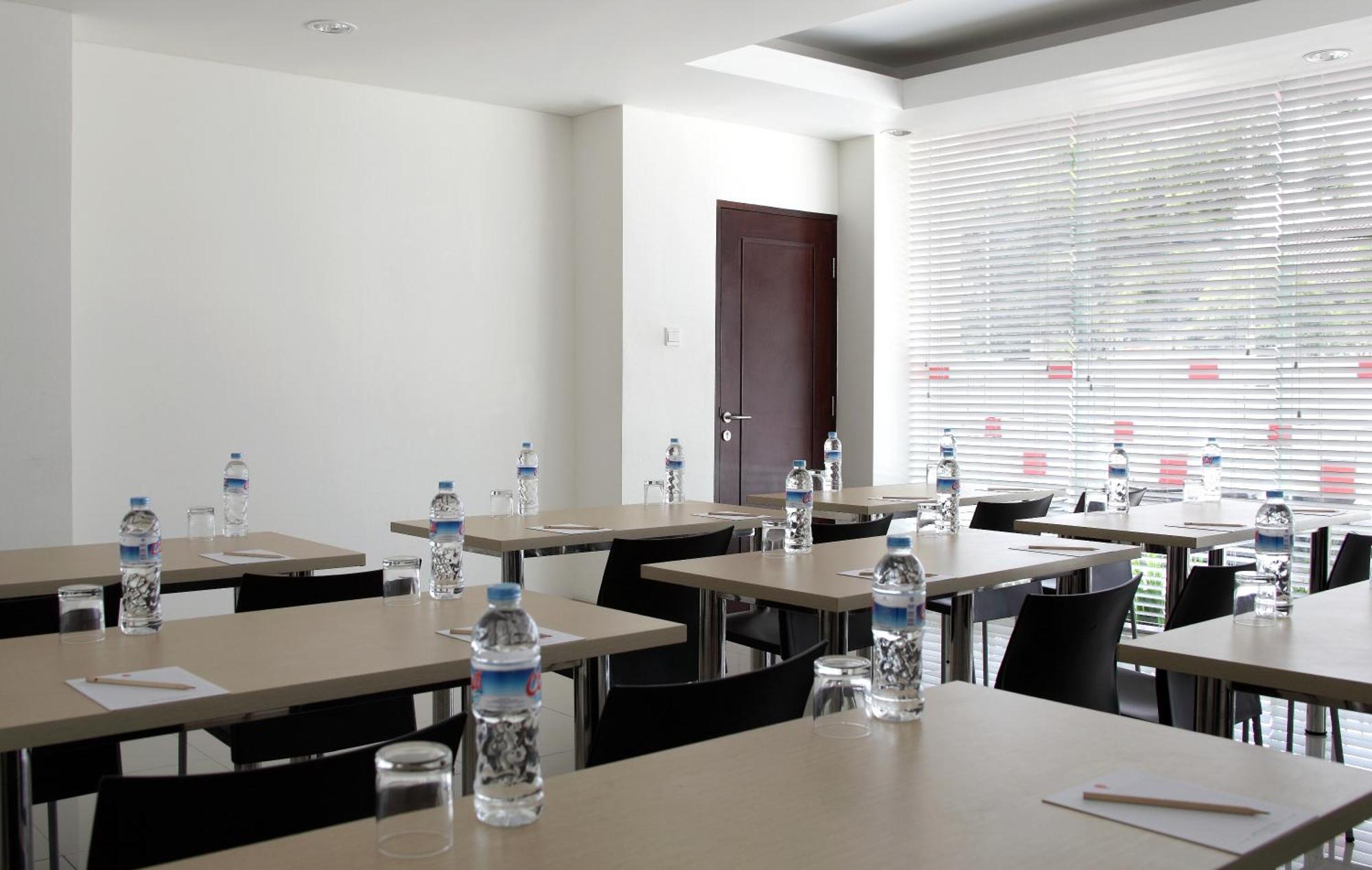 Amaris Tendean Jakarta