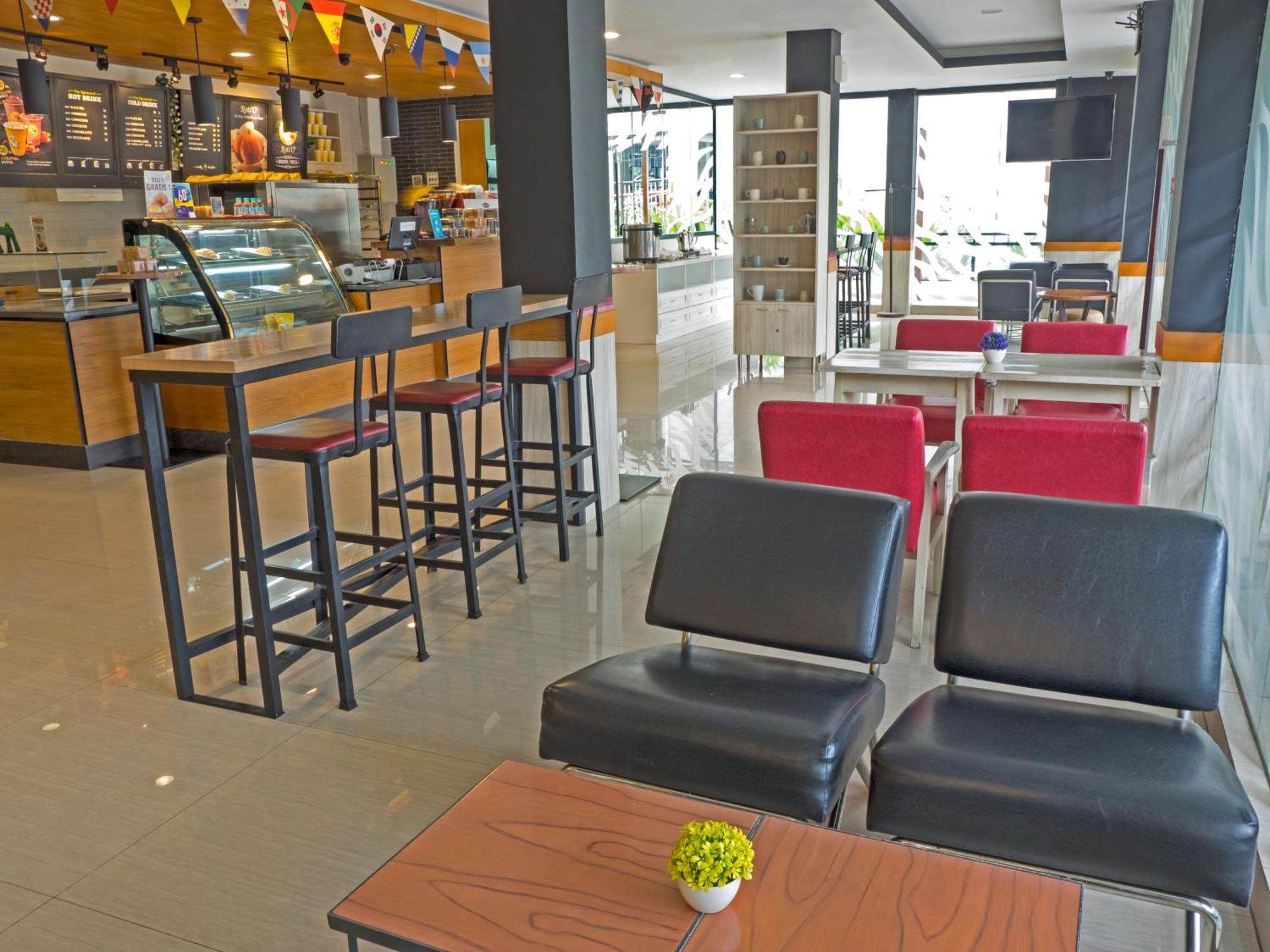 Hotel D'primahotel Itc Mangga Dua 2*