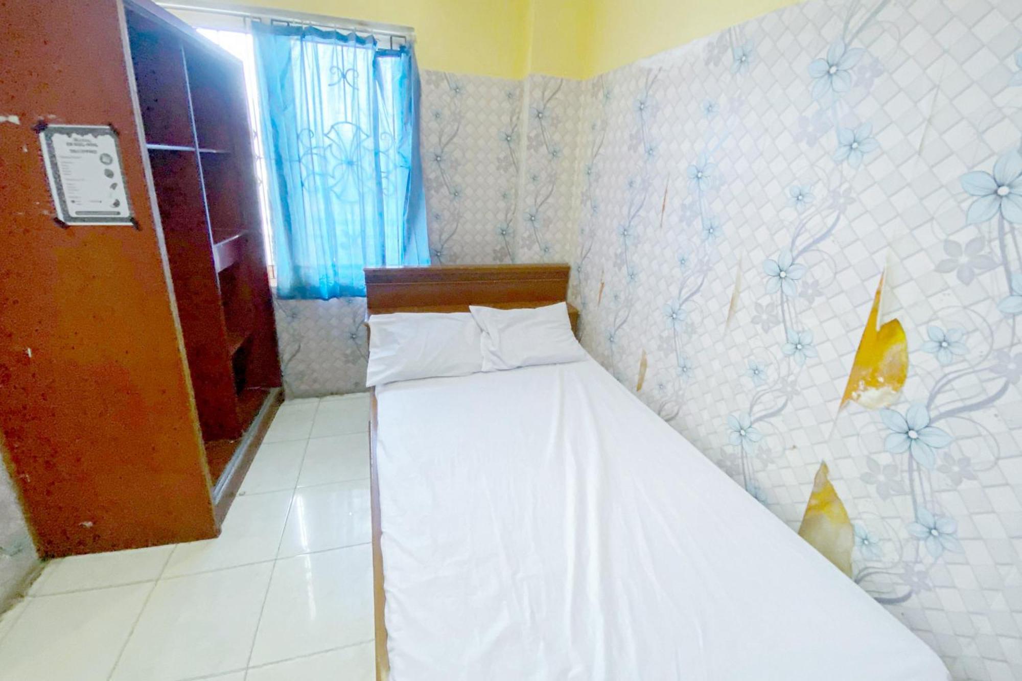 Hotel Tangki Premier Redpartner 2*