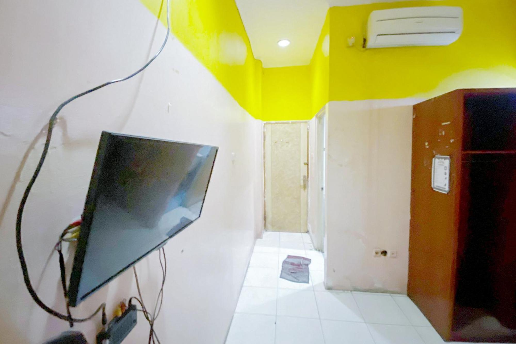 Hotel Tangki Premier Redpartner Jakarta