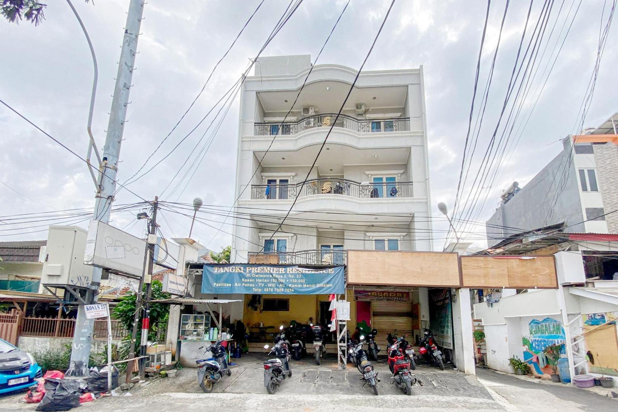 Hotel Tangki Premier Redpartner 2*