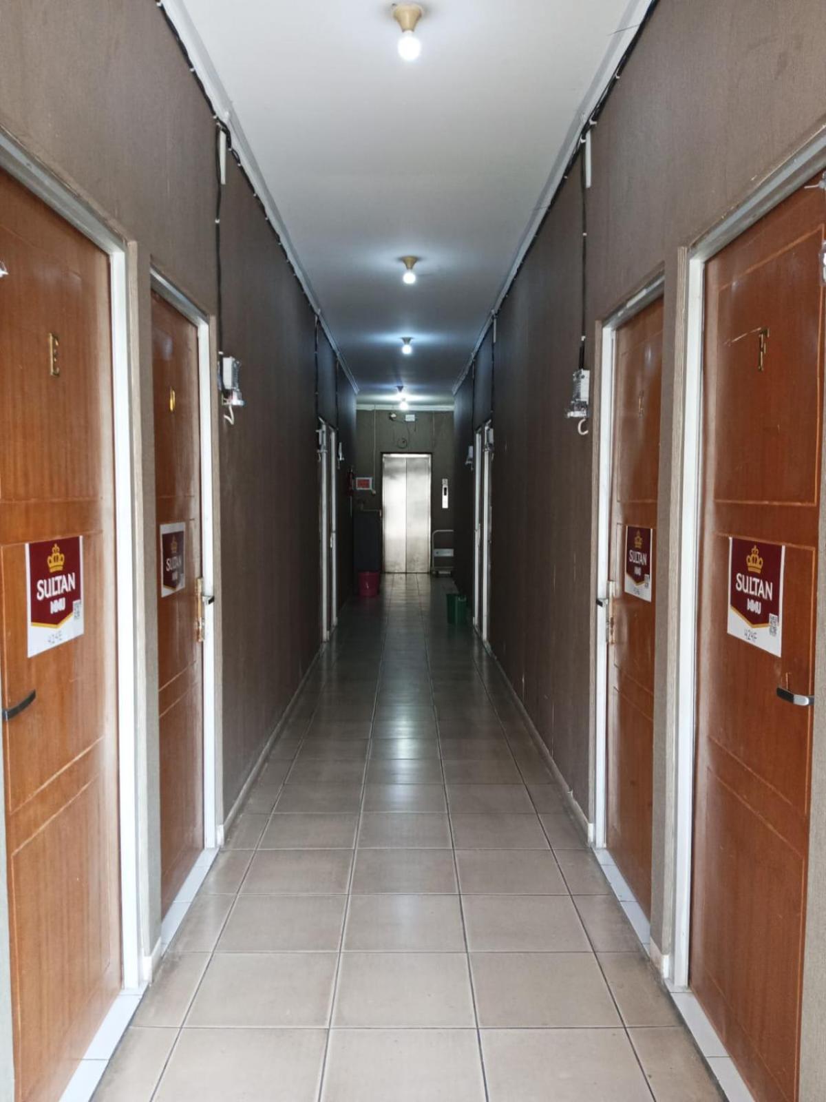 Hotel Sultan Syariah Jakarta