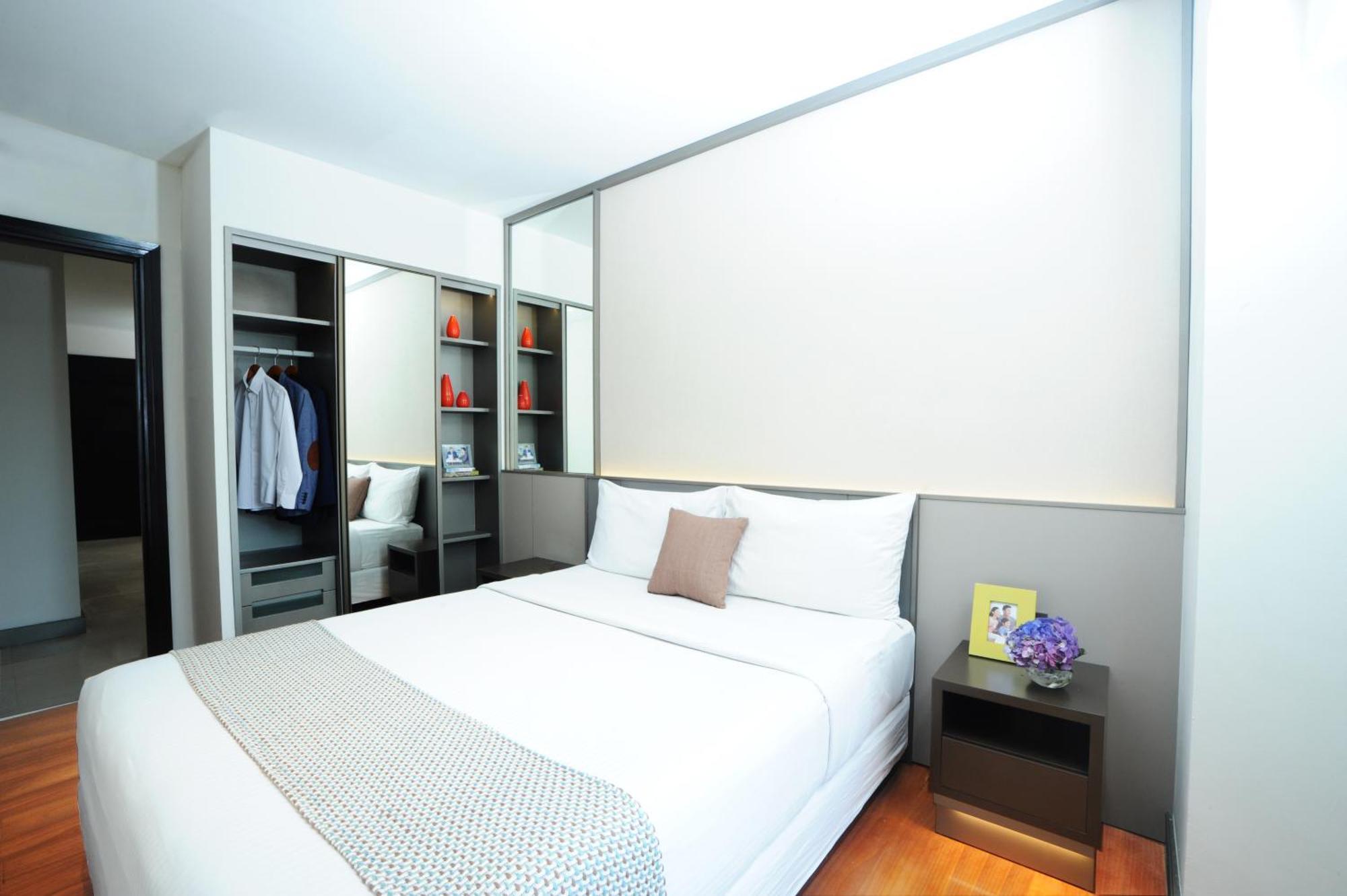 Somerset Berlian Apartment *