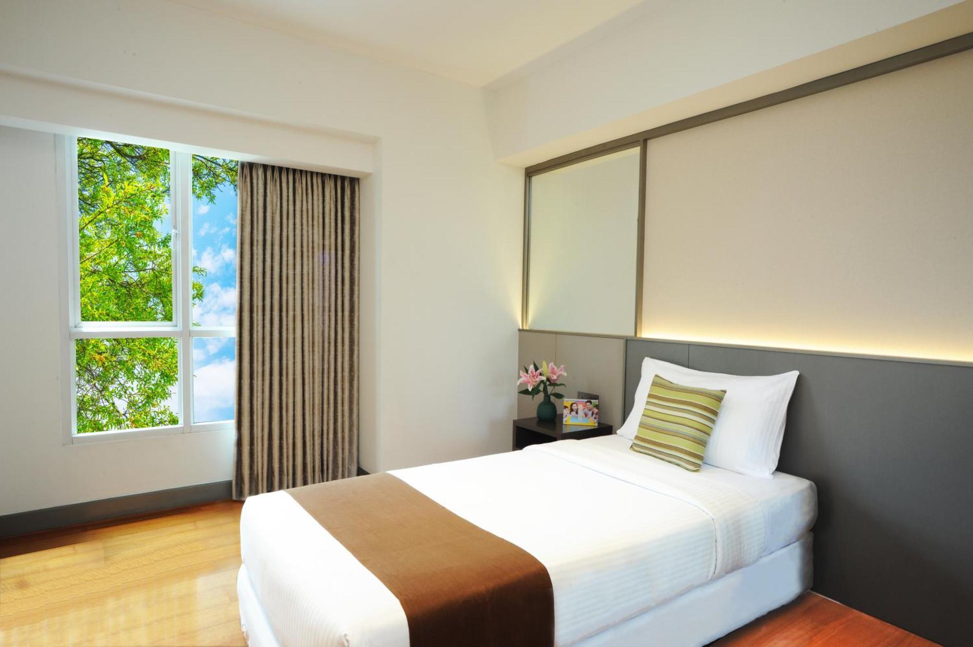 Somerset Berlian Jakarta