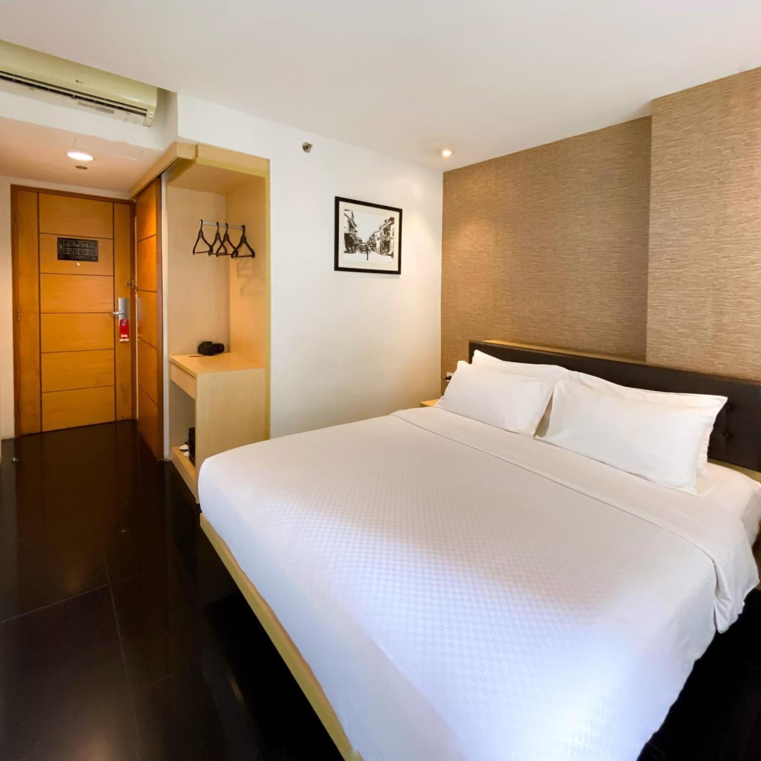 Hotel M 3*