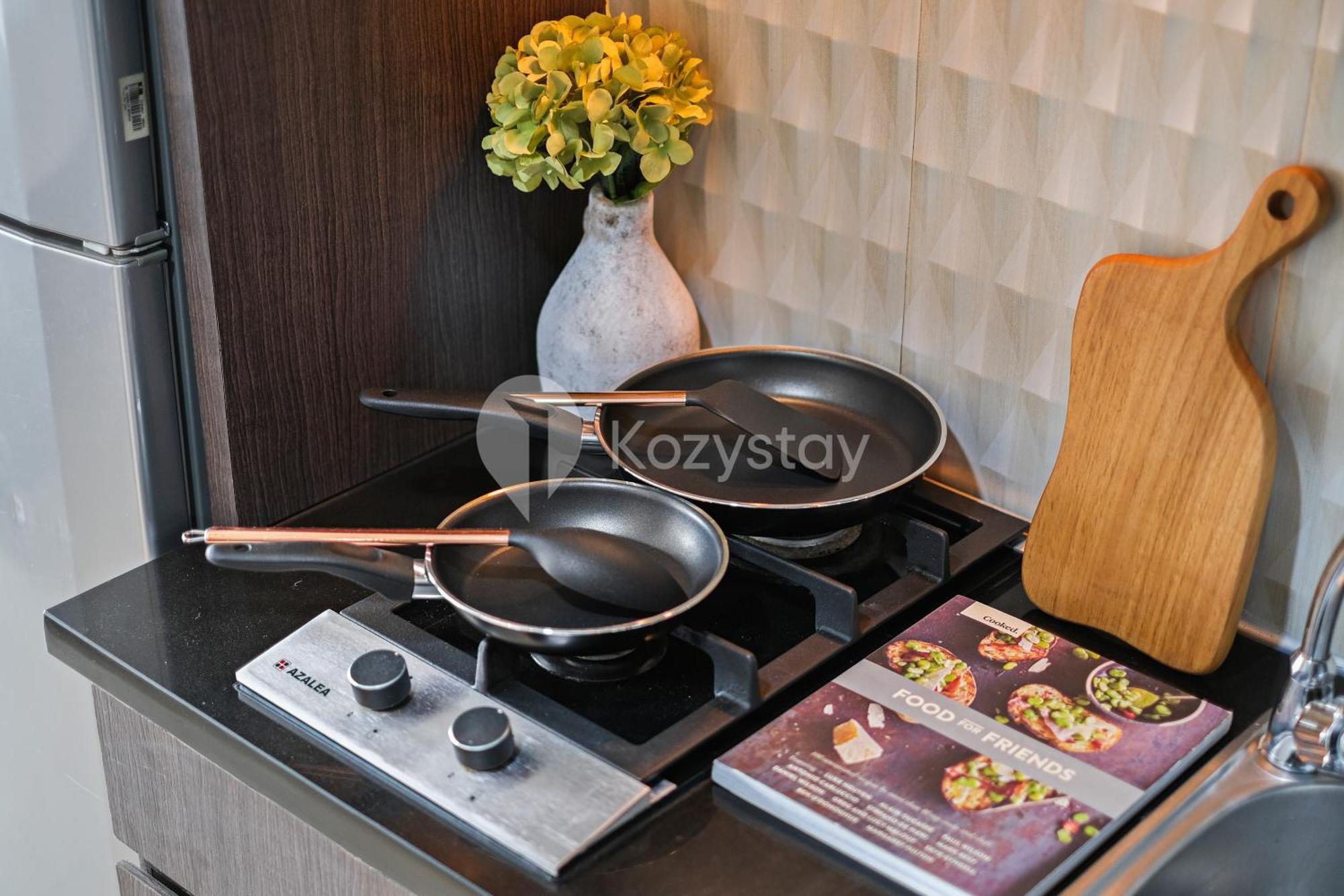 Finis By Kozystay - Grogol Apartment *