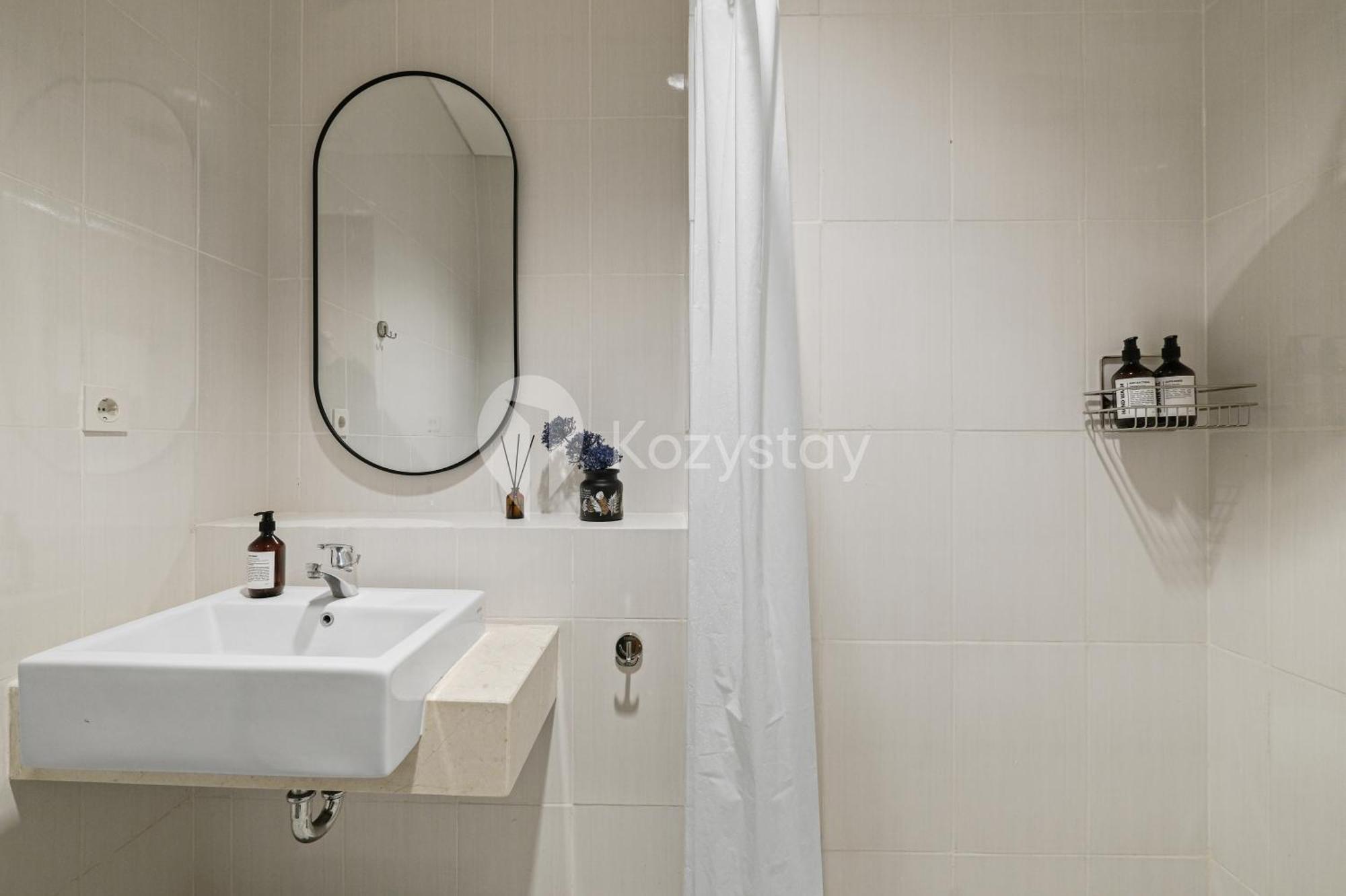 Candor By Kozystay - Tebet Apartment