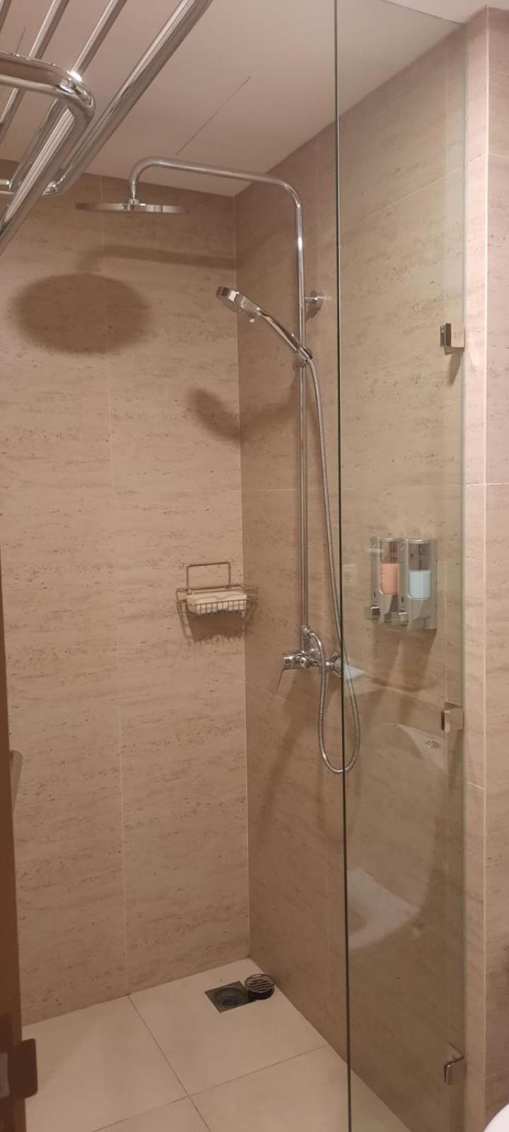 Sewa Gold Coast , 1br, Wifi, Twin Size Or 200x200, Spain Apartment Jakarta