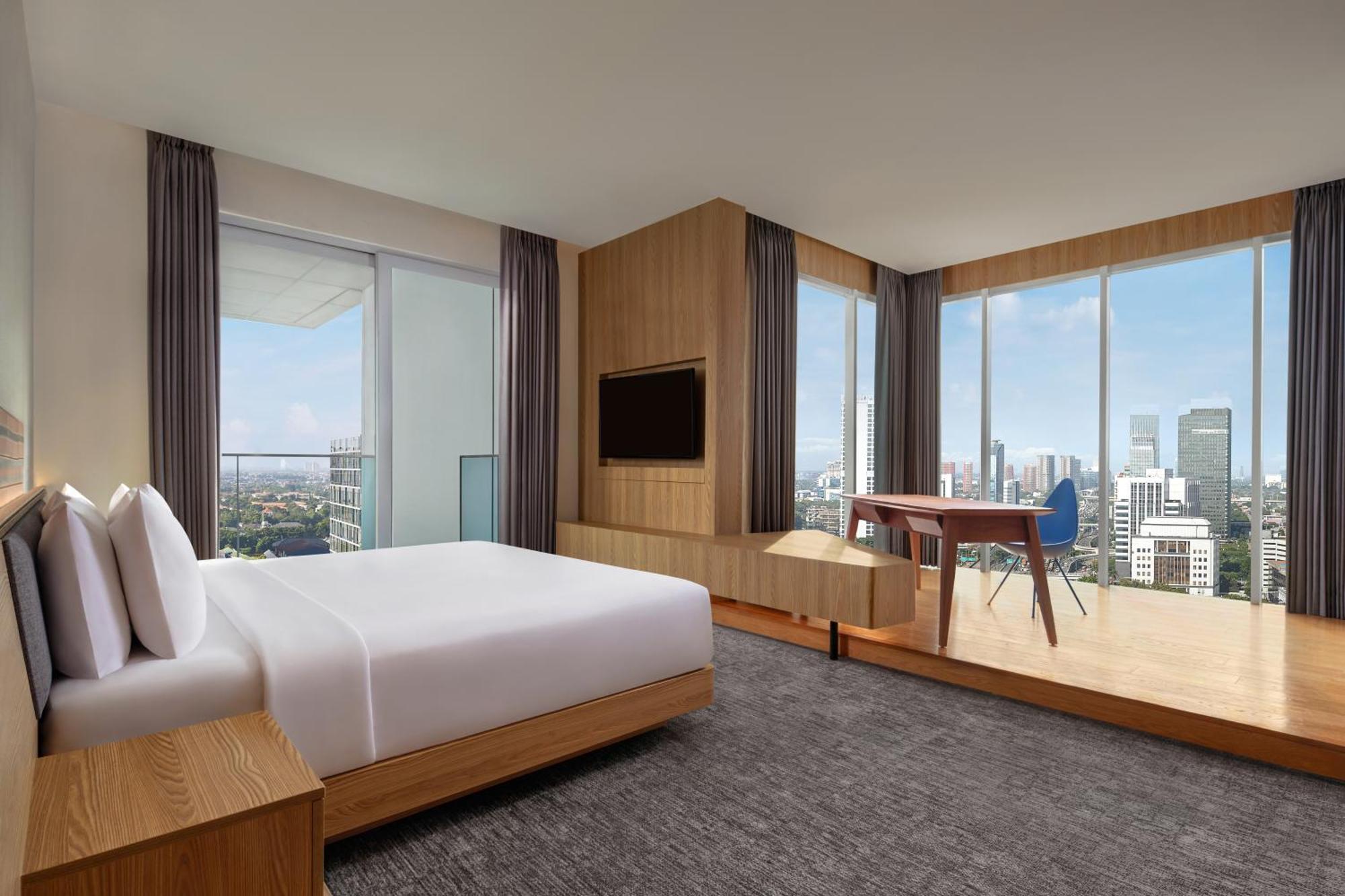 Aloft South Hotel Jakarta