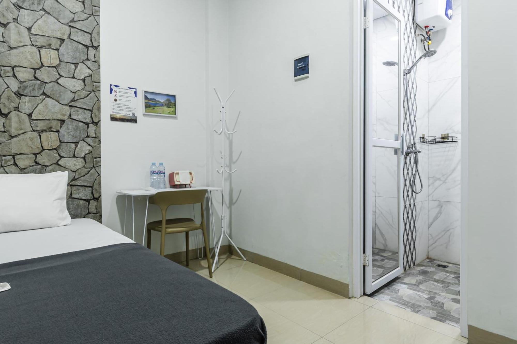 Monggo Mampir Tanjung Duren By Reccoma Hotel