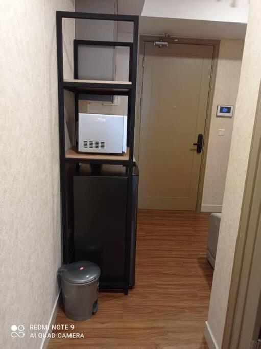 Goldcoast Europe Sofabed Wifi Netflix Apartemen