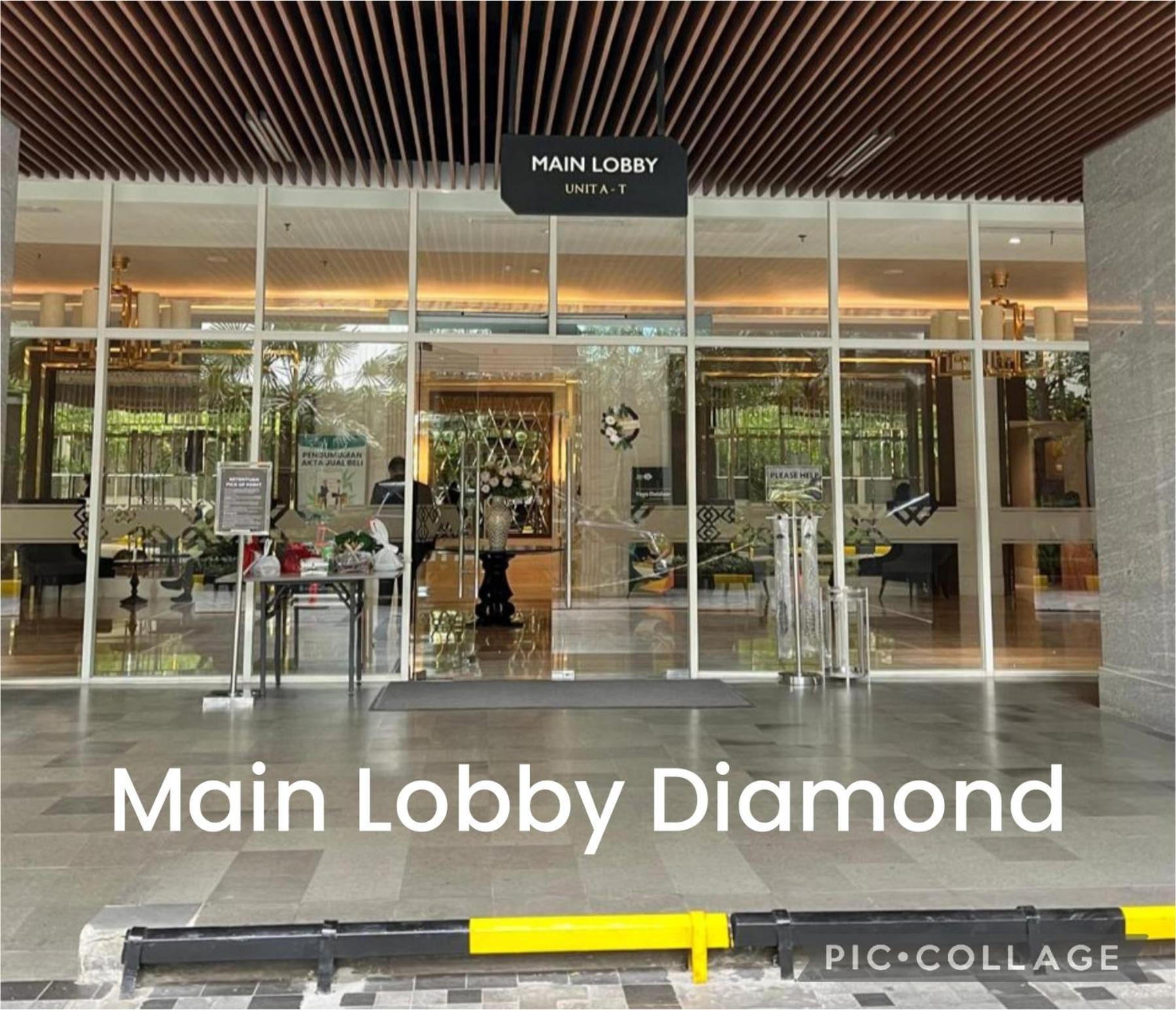 Menteng Park - Tower Diamond, 2 Bed Rooms, Private Lift Apartment