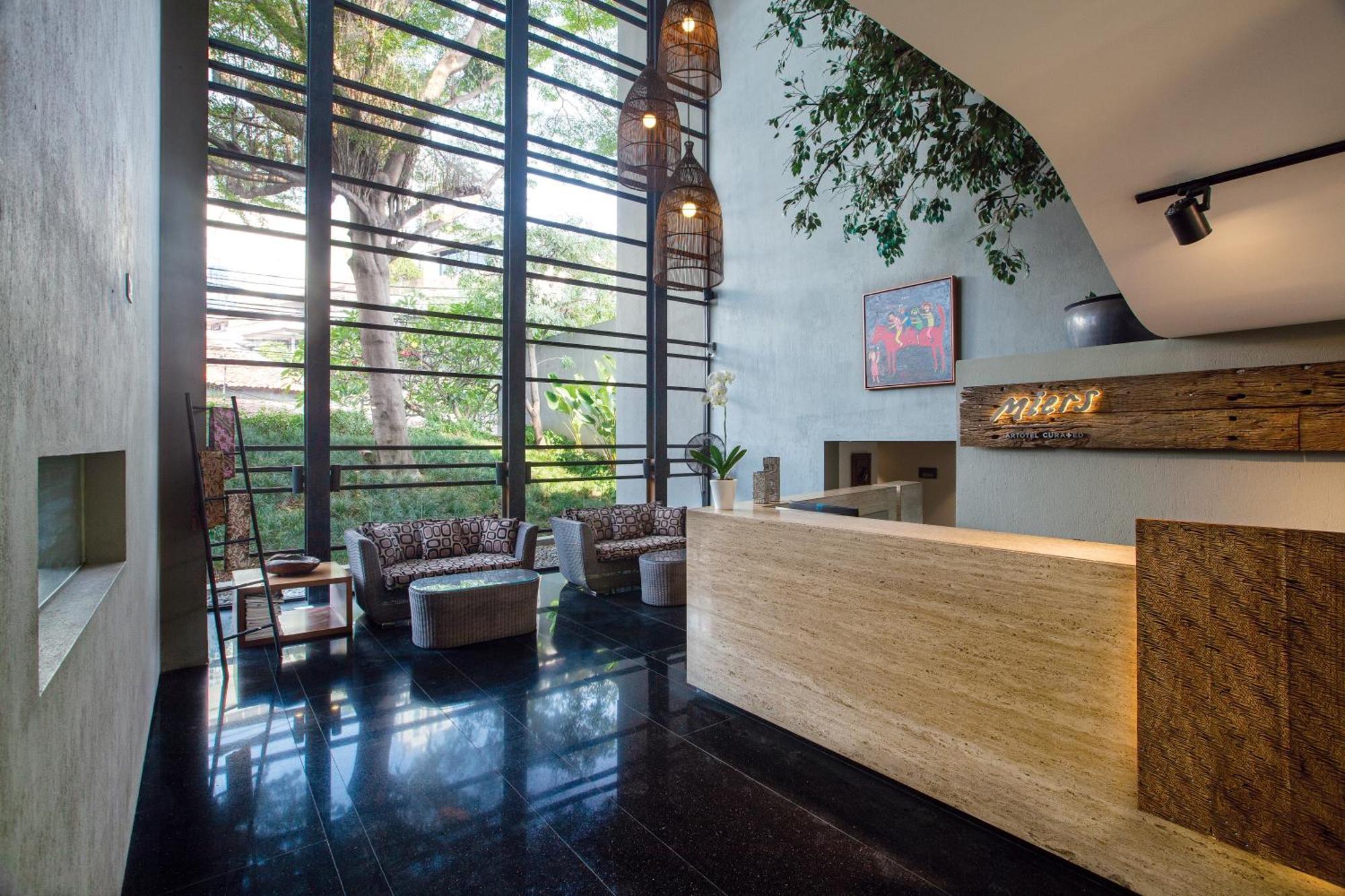 Miers Kuningan, Artotel Curated Hotel 3*
