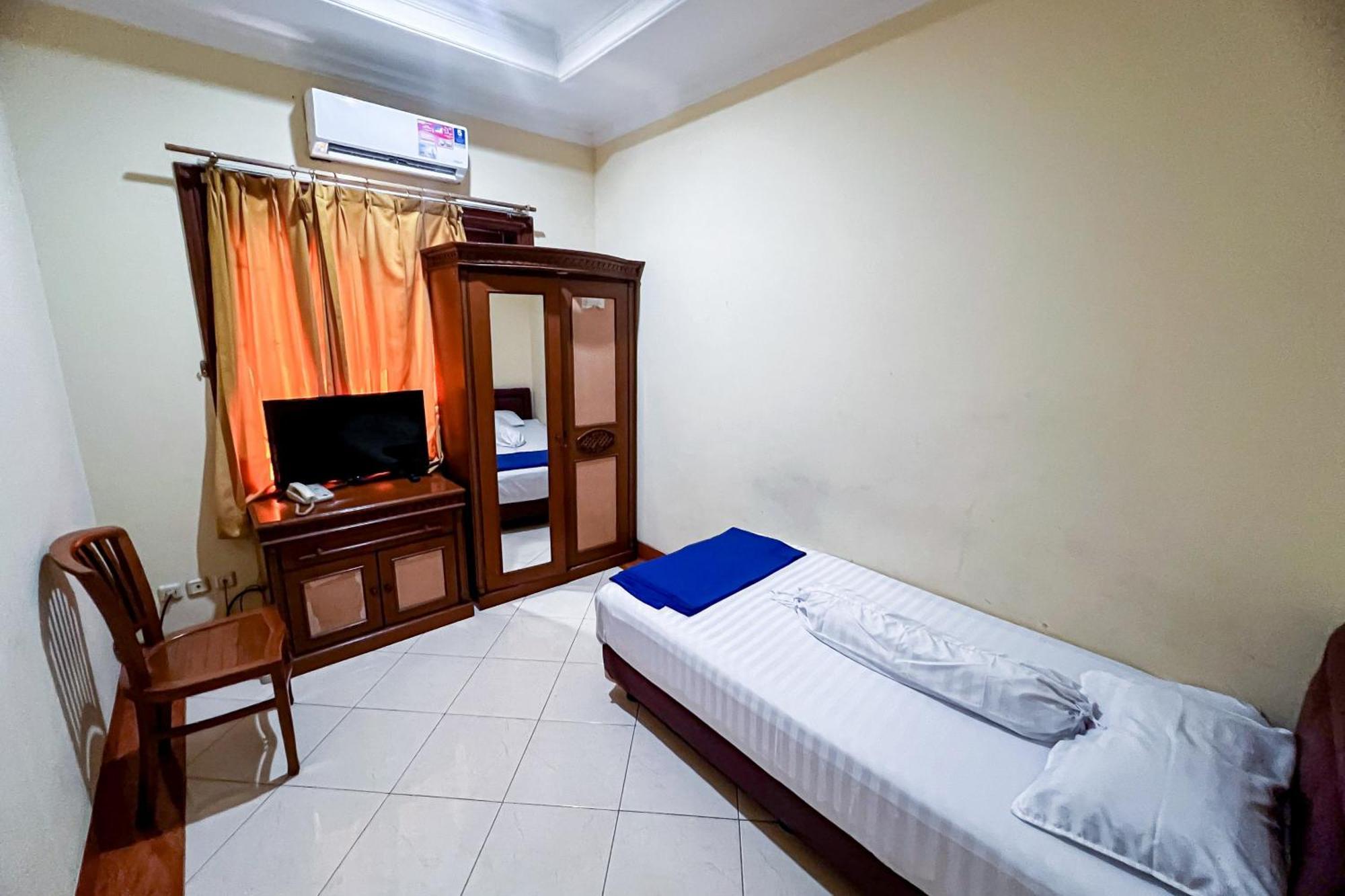 House Of Livina Mitra Reddoorz Hotel Jakarta
