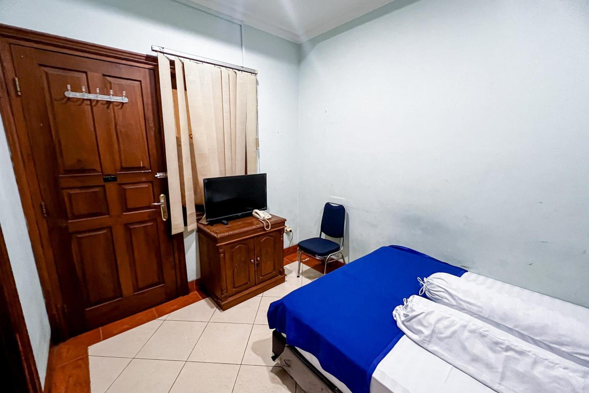 House Of Livina Mitra Reddoorz Hotel 2*