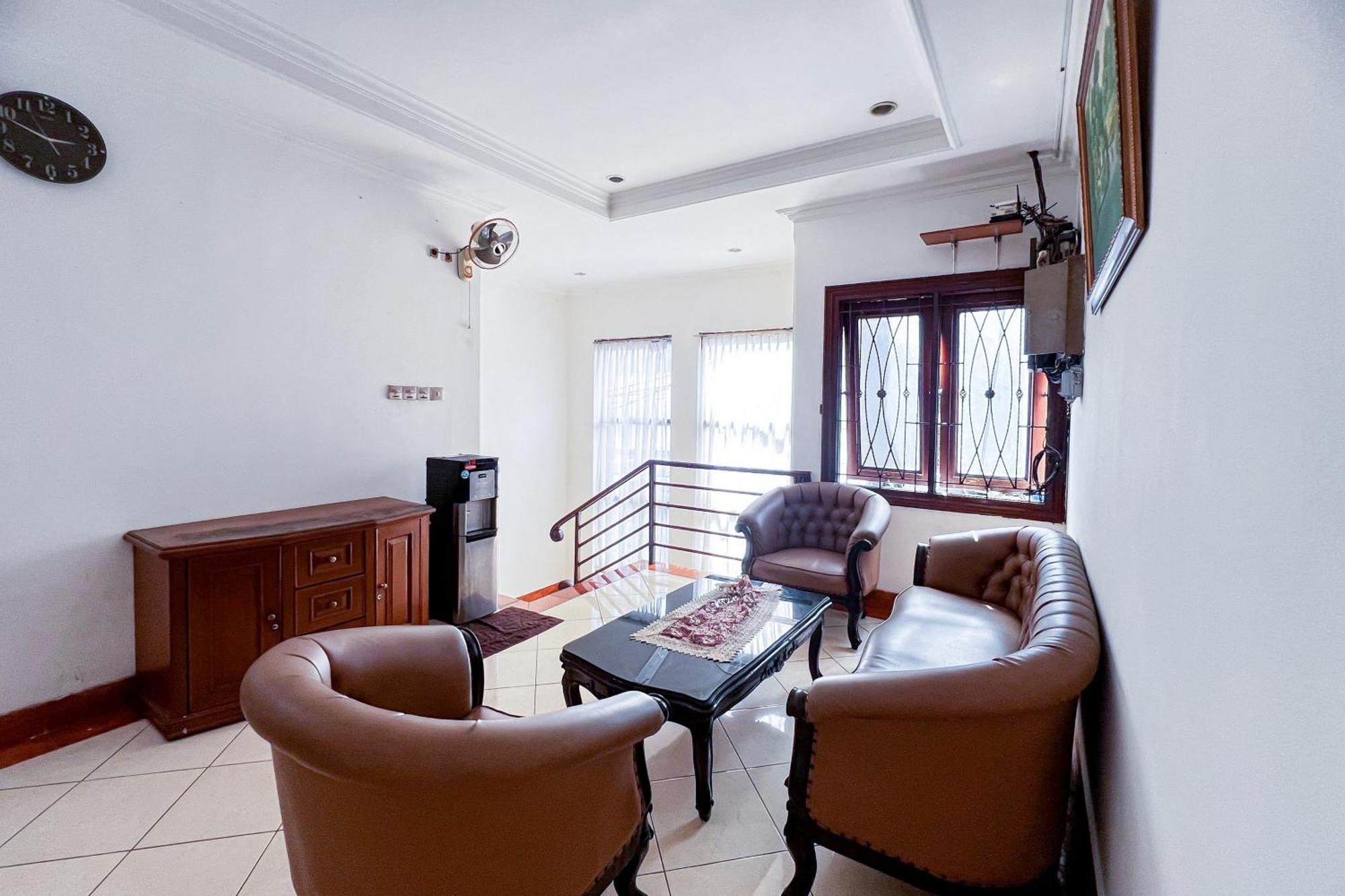 House Of Livina Mitra Reddoorz Jakarta