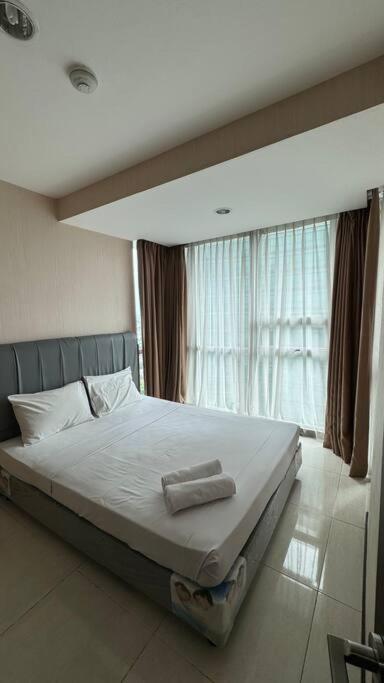 Kemang Stylish 2br Restaurants Prvt Lift Mall Acc Jakarta