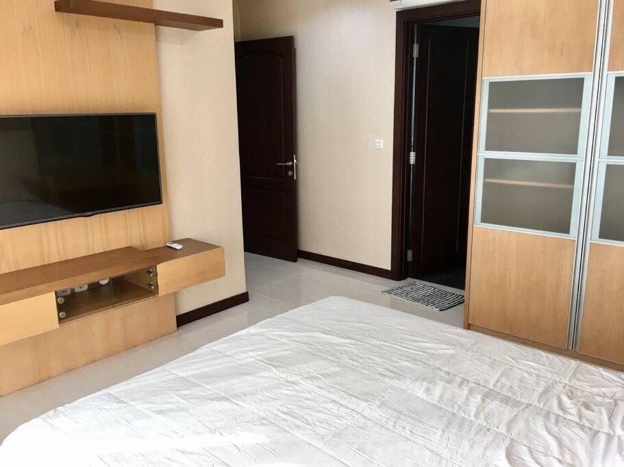 Kemang Stylish 2br Restaurants Prvt Lift Mall Acc Jakarta