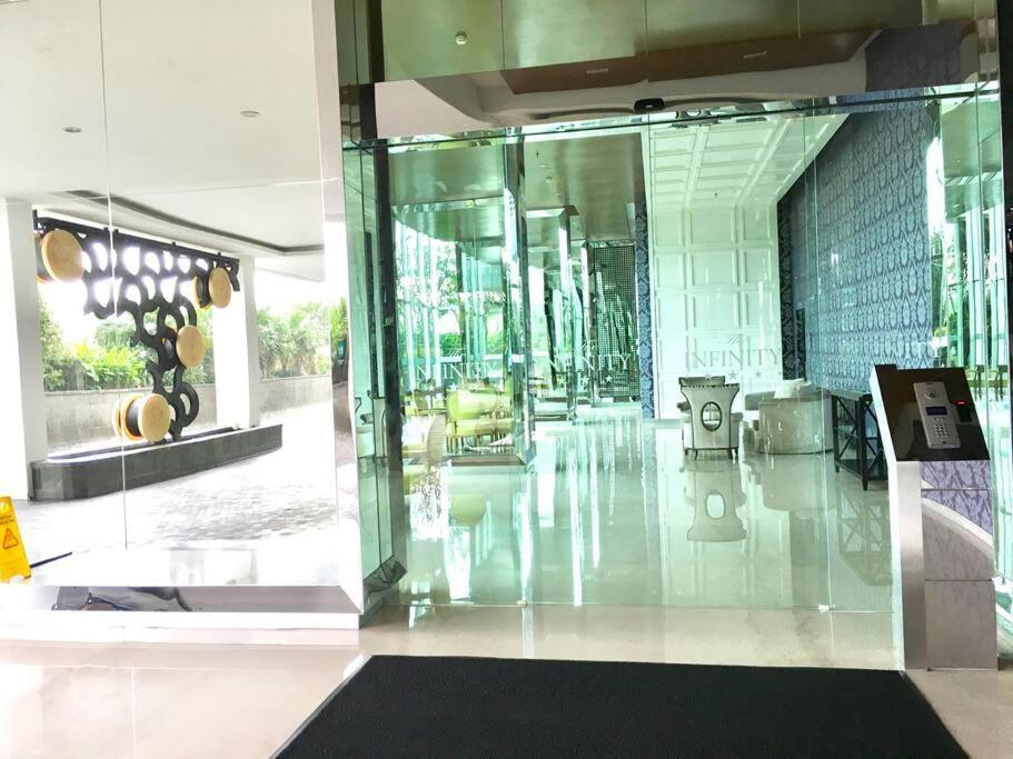 Apartment Kemang Stylish 2br Restaurants Prvt Lift Mall Acc *