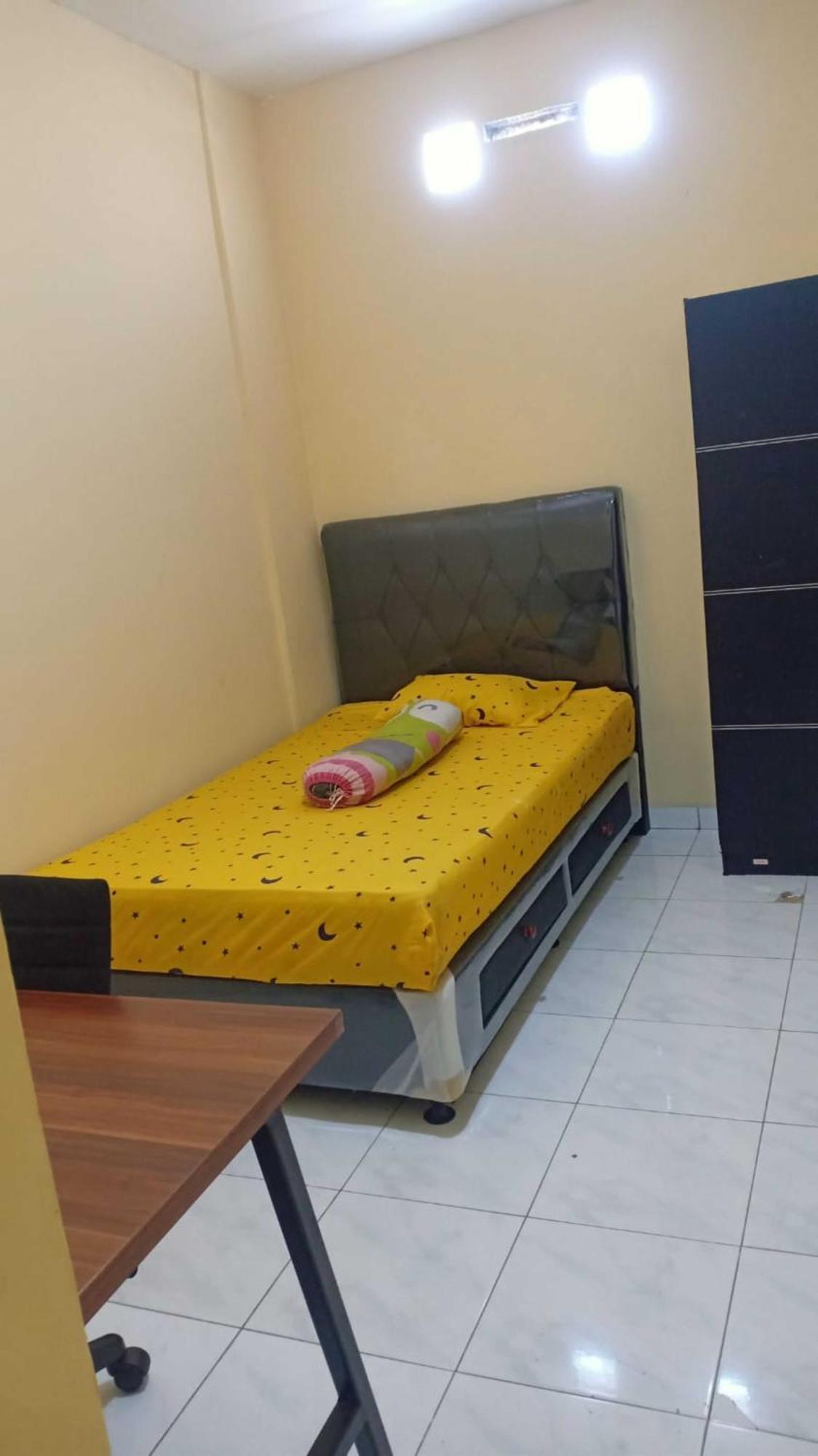 Kost Griya Marina By Ecommerceloka Gasthuis *
