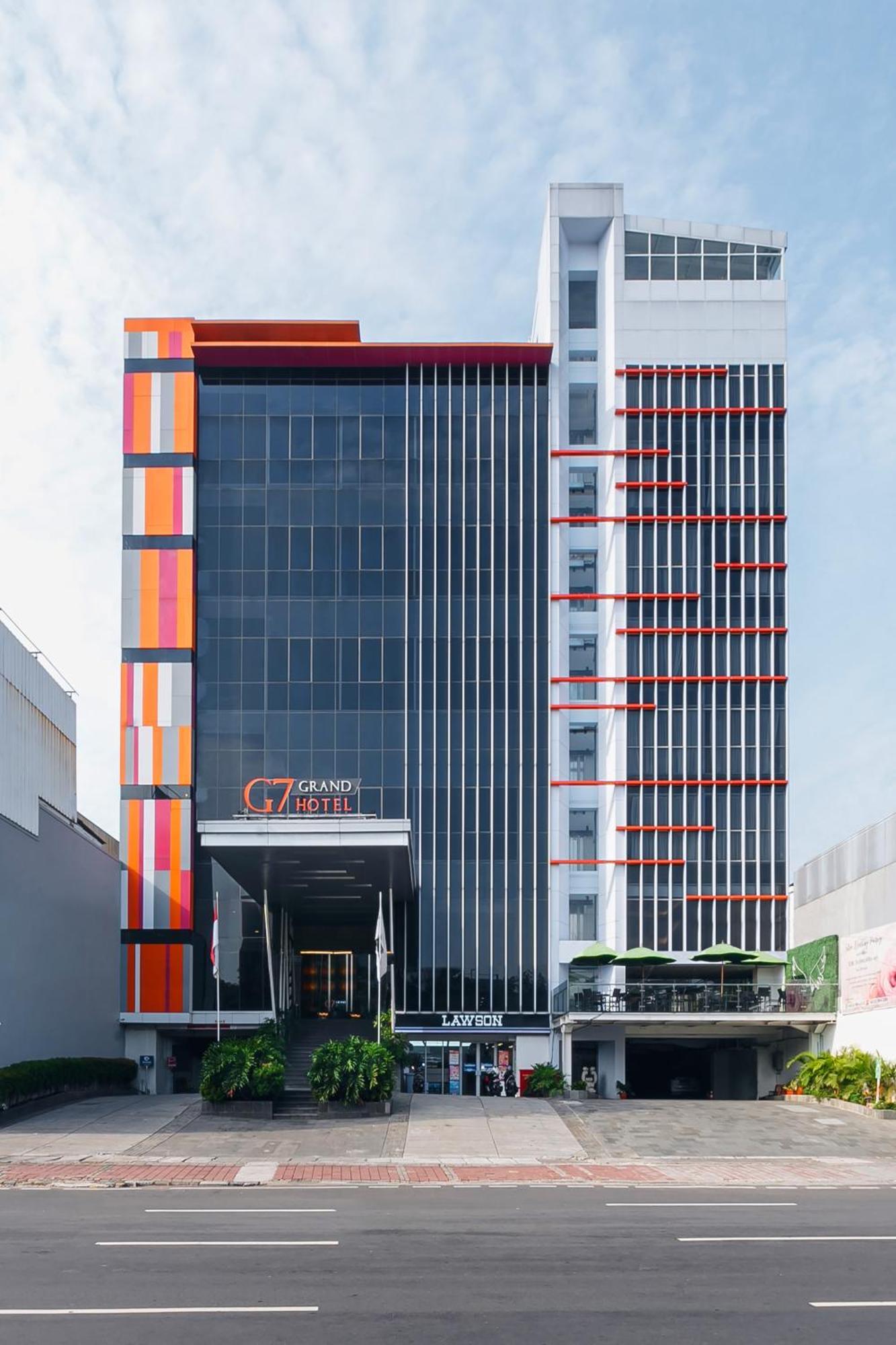 Grand G7 Pasar Baru Hotel