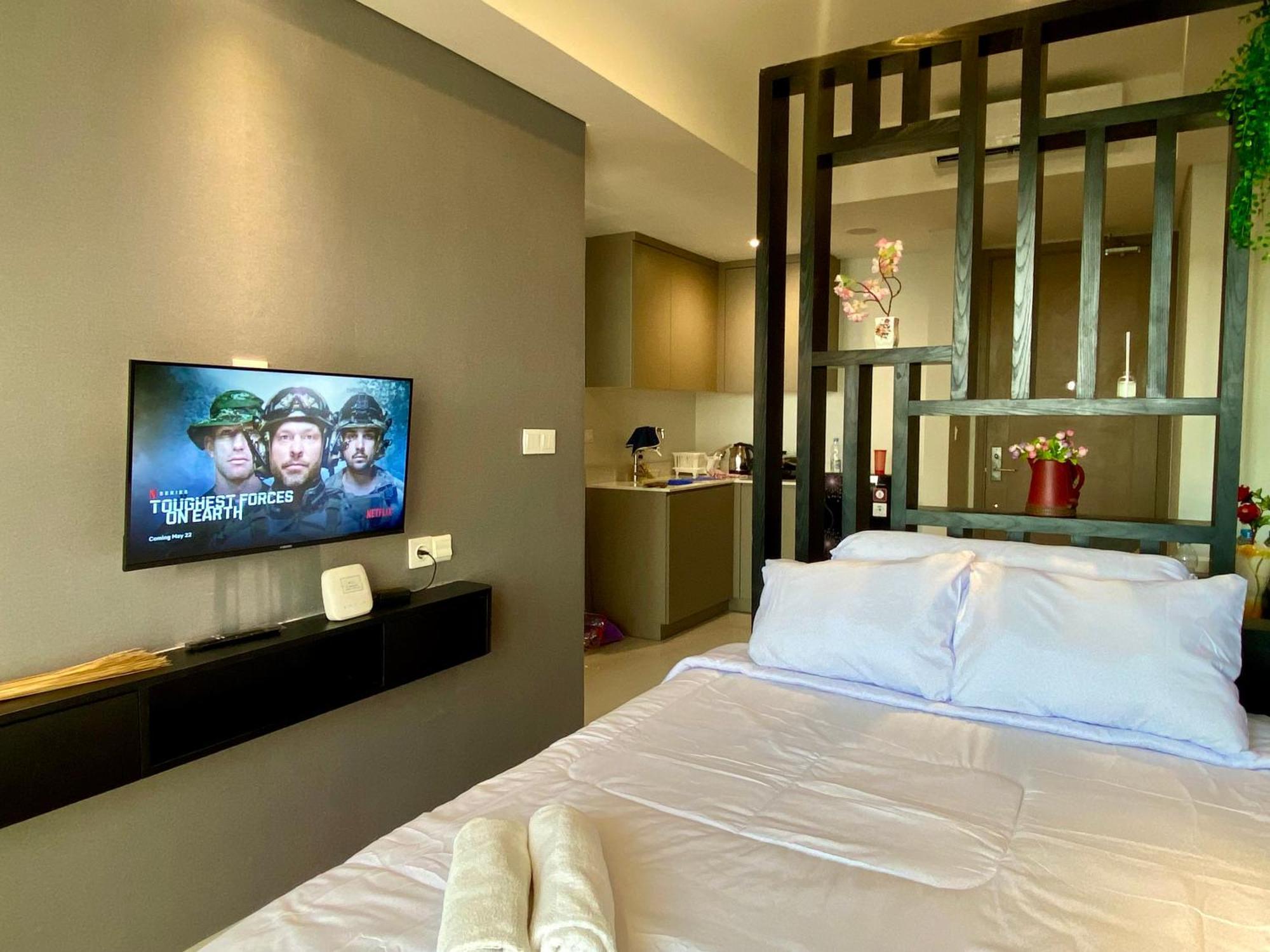 Apartment Comfort And Luxury Private At Goldcoast Pik Jakarta