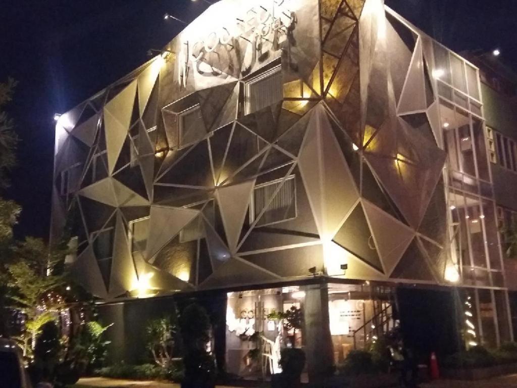 Hotel Couleur Cengkareng 2*