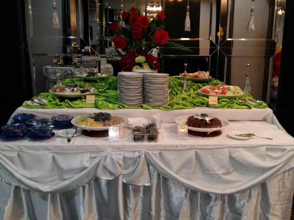 Couleur Cengkareng Hotel 2*
