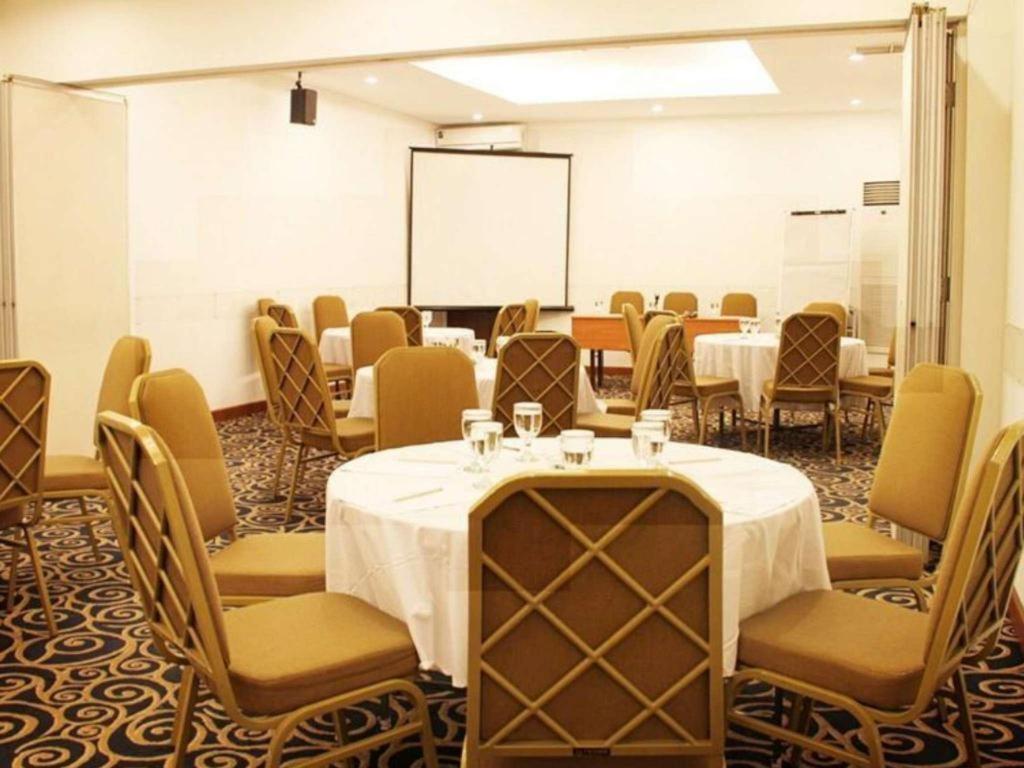 Hotel Grand Cemara 3*