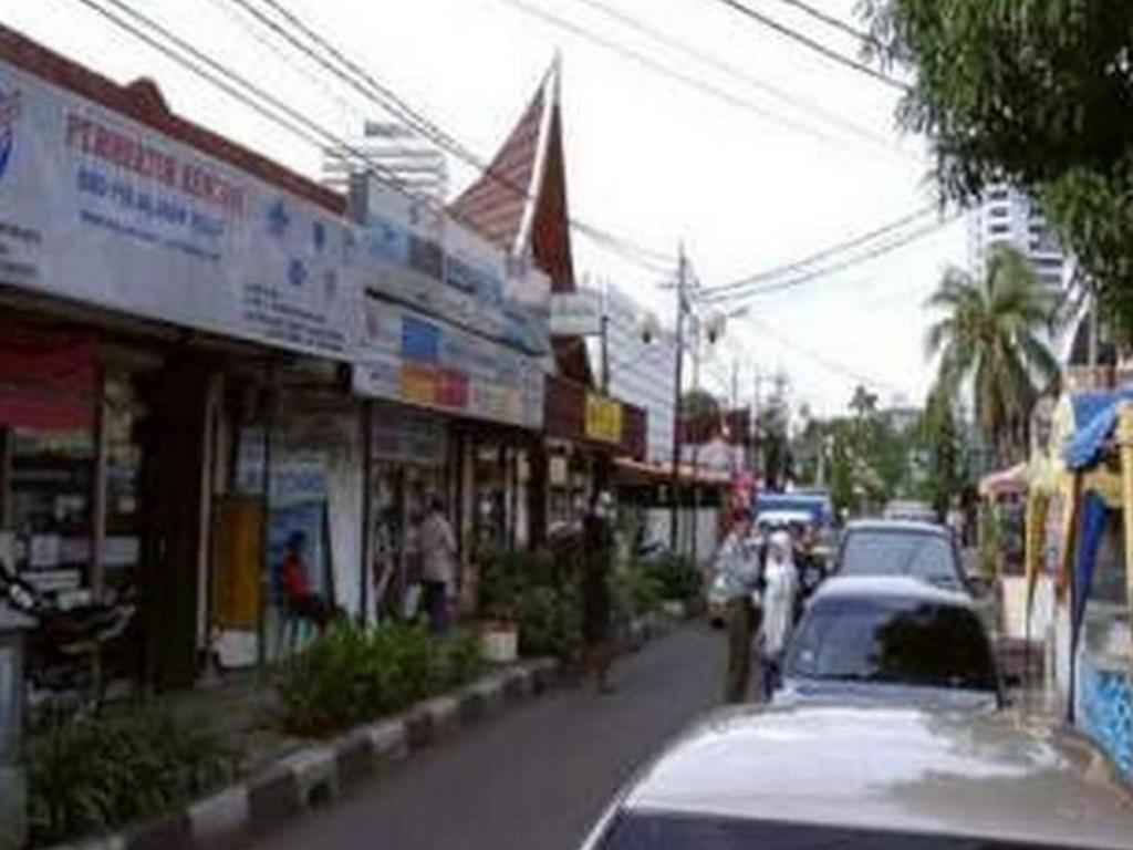 Hotel Istana Ratu Jalan Jaksa *