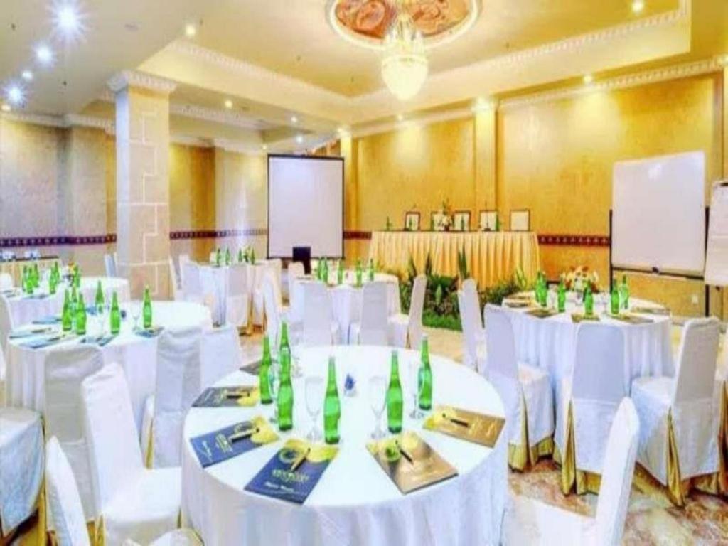 Amos Cozy Melawai Hotel Jakarta
