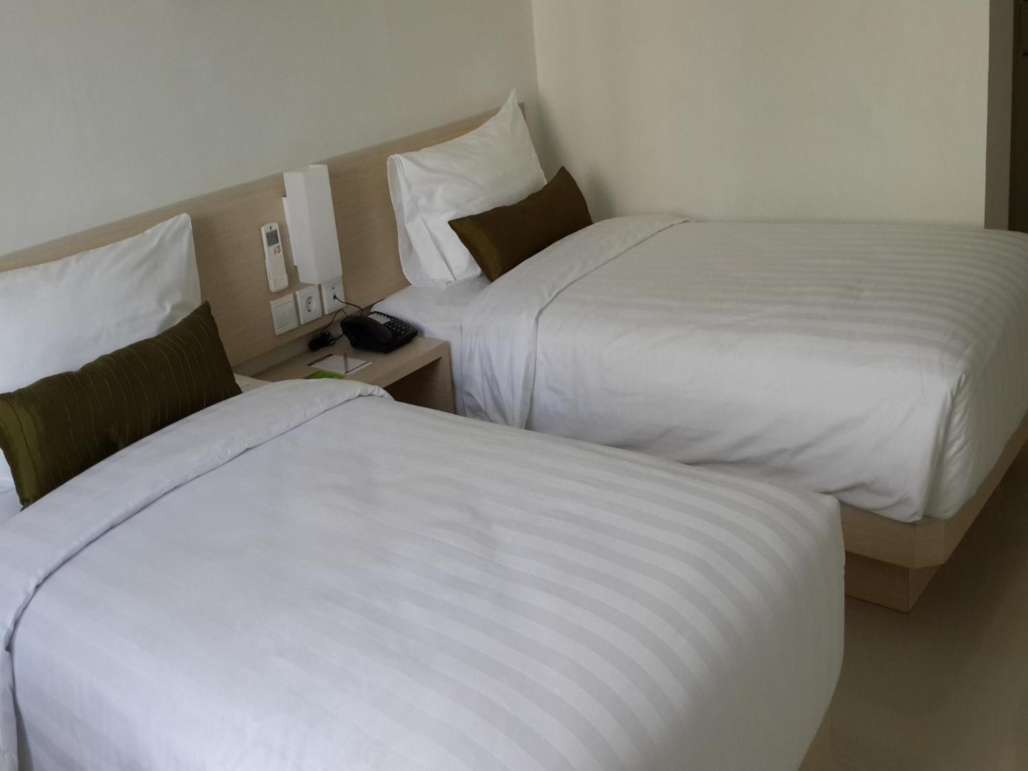 Zuri Express Mangga Dua Hotel 3*