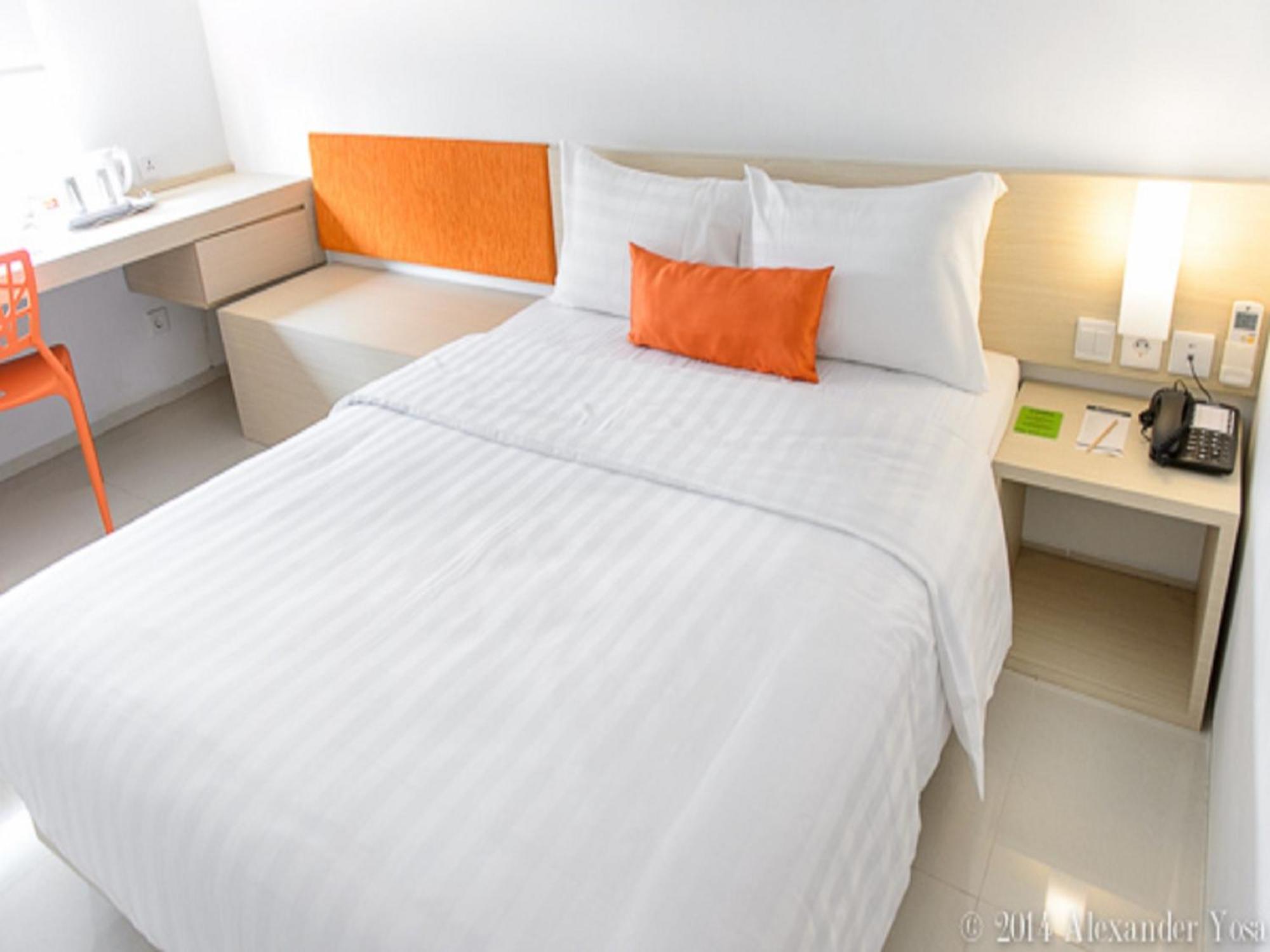 Zuri Express Mangga Dua Hotel Jakarta