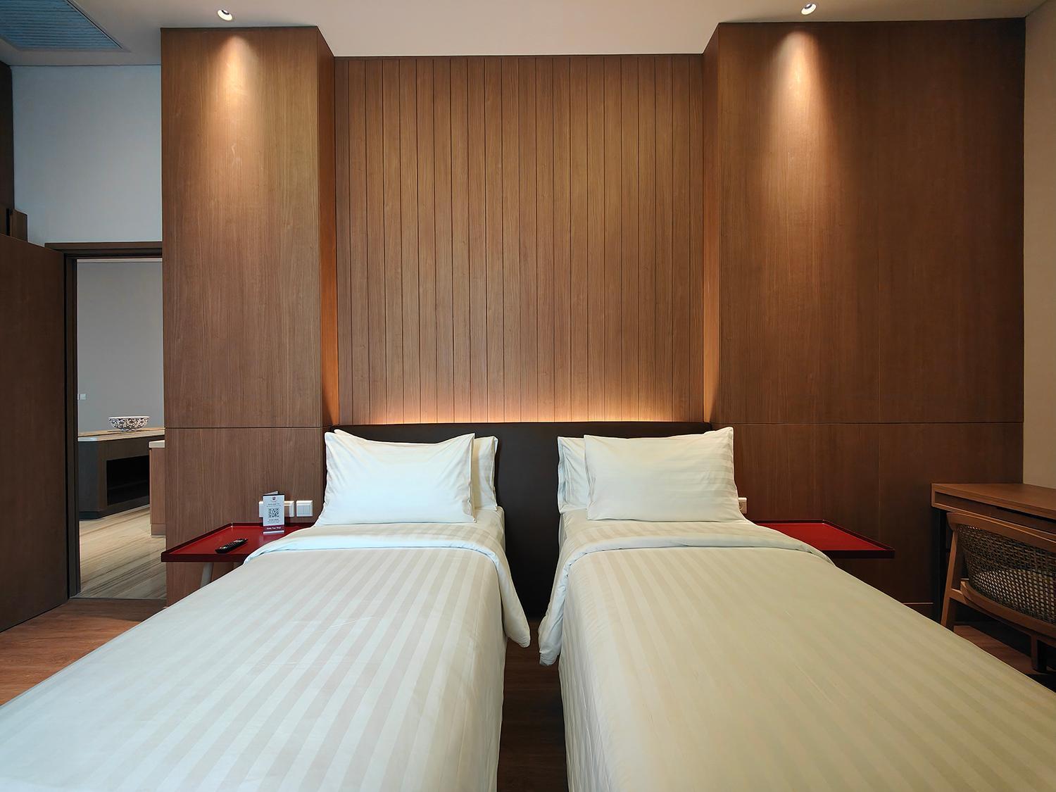 Ra Simatupang Khách sạn hẻo lánh 5*