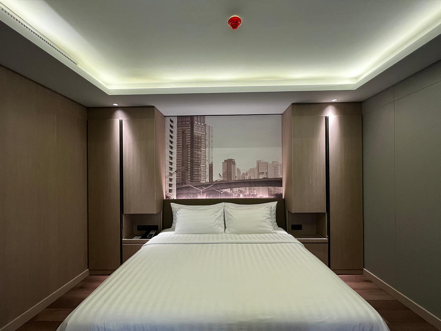 Ra Simatupang Khách sạn hẻo lánh