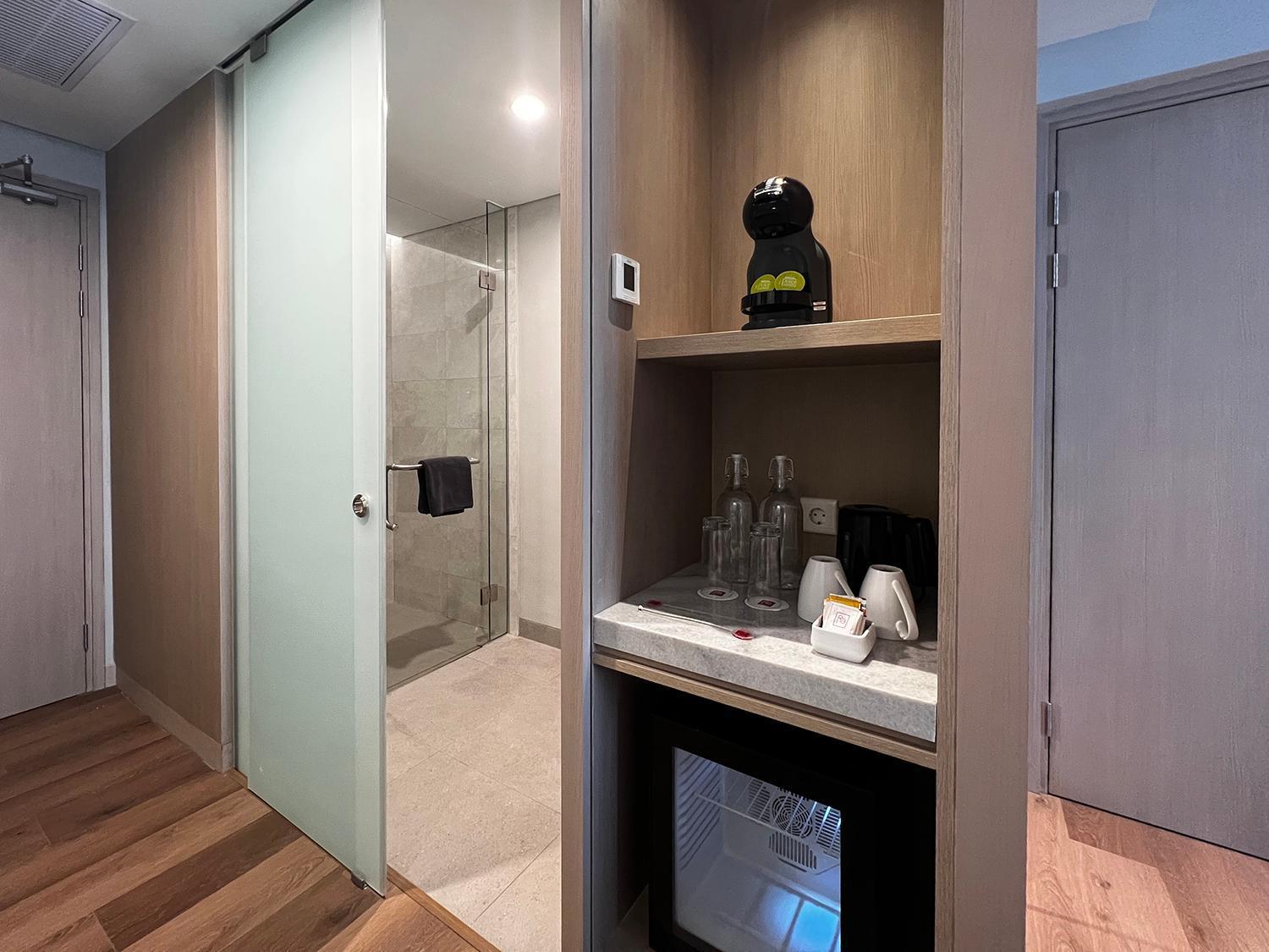 Khách sạn hẻo lánh Ra Simatupang Jakarta