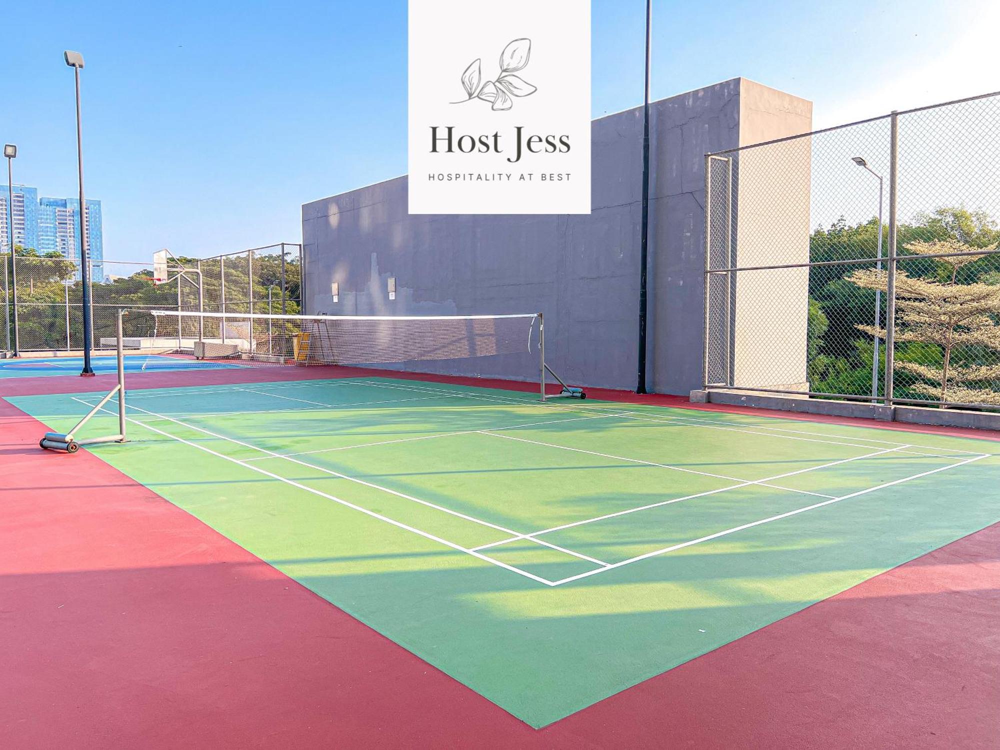 Gold Coast Pik By Host Jess Căn hộ Jakarta